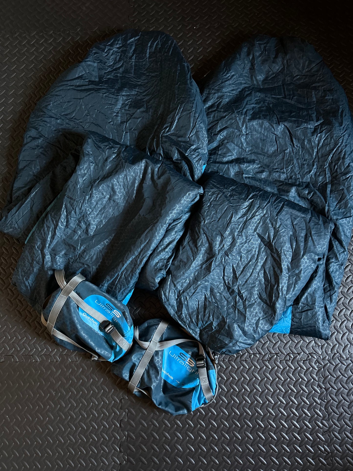 Sac de couchage quechua d’occasion 5 degrés ultralight. Taille M
