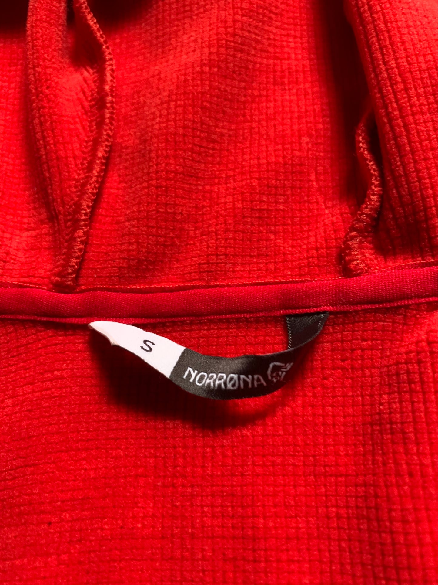 Veste hybride Norrona d’occasion pour femmes. Taille S