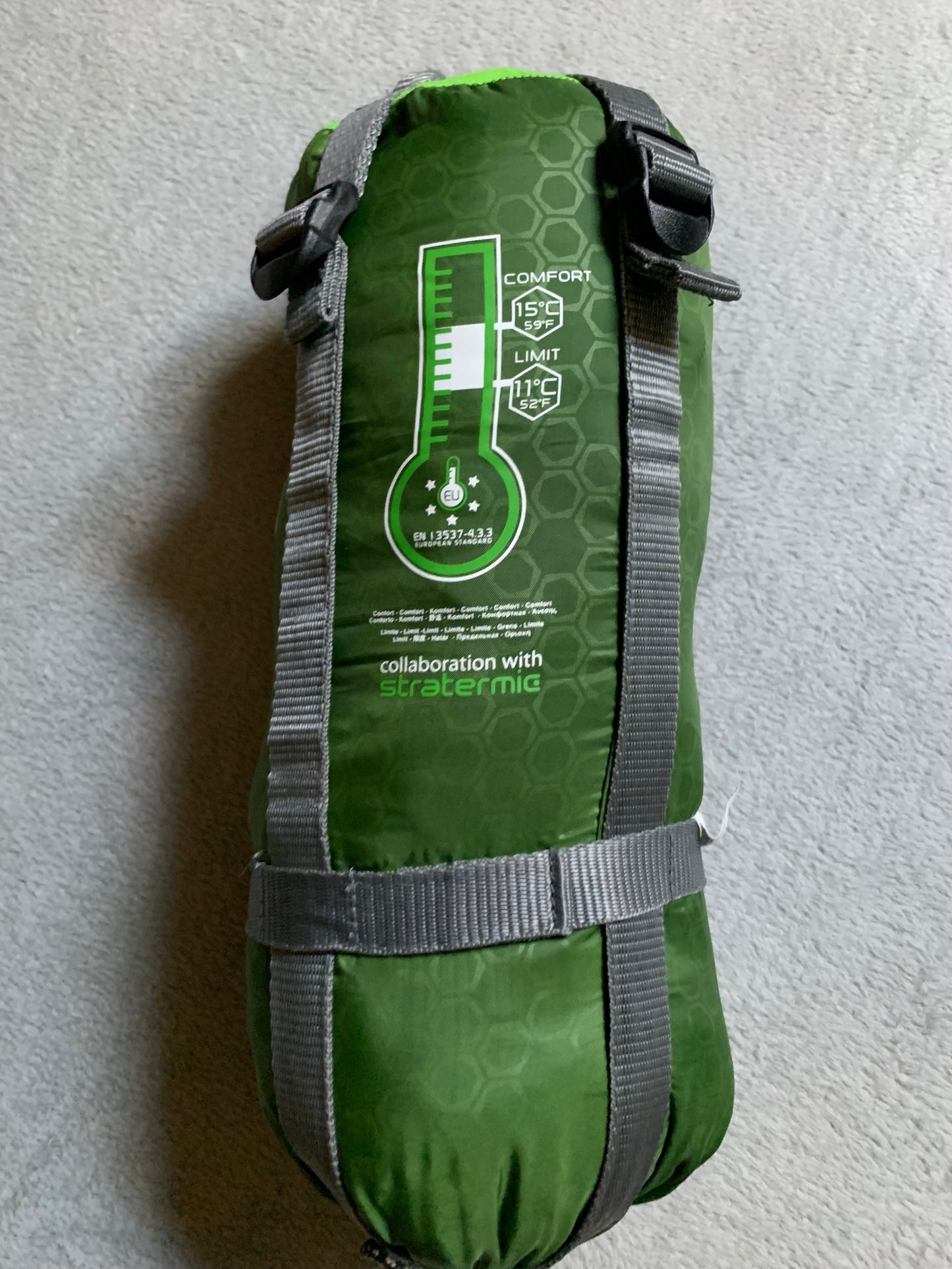 Sac de couchage quechua d’occasion 15 degrés. Taille XL