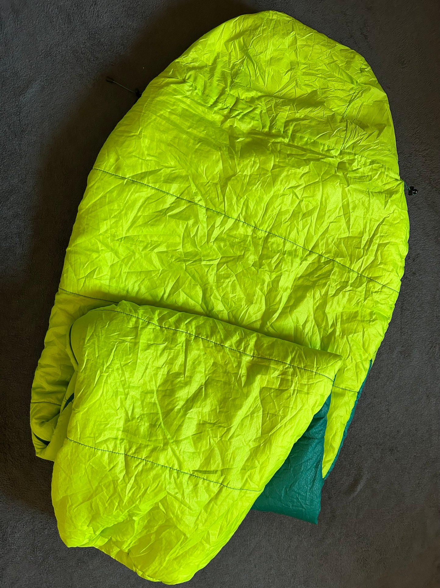 Sac de couchage forclaz d’occasion 5 degrés light. 160 cm.