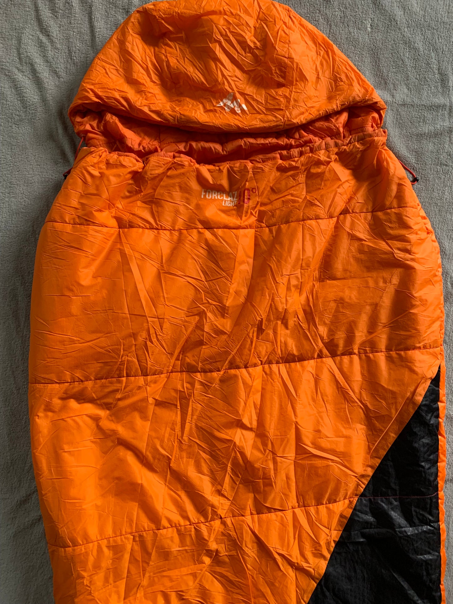 Sac de couchage quechua light d’occasion. 10 degrés. Taille L