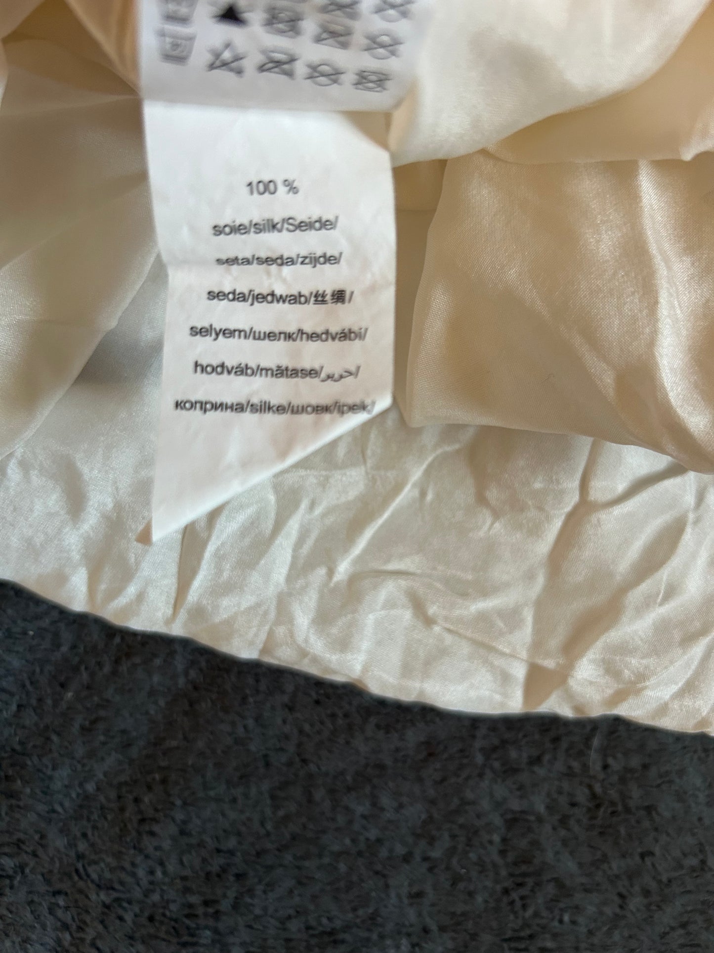 Drap de sac quechua en soie d’occasion. 110 grammes