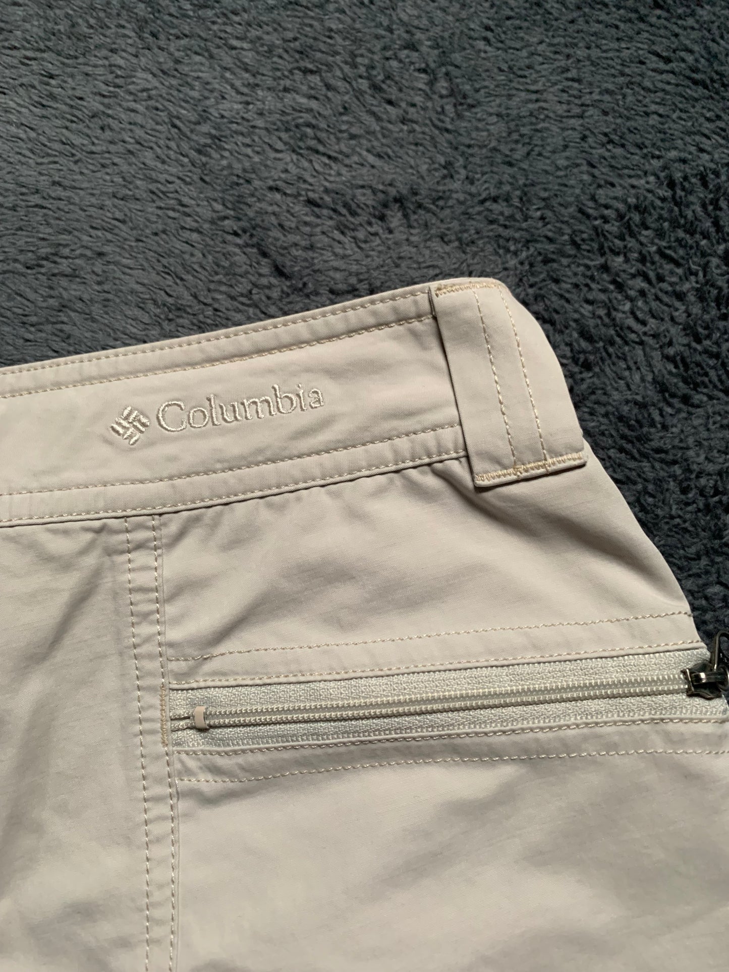 Pantalon de randonnée Columbia d’occasion pour femmes. Taille S.