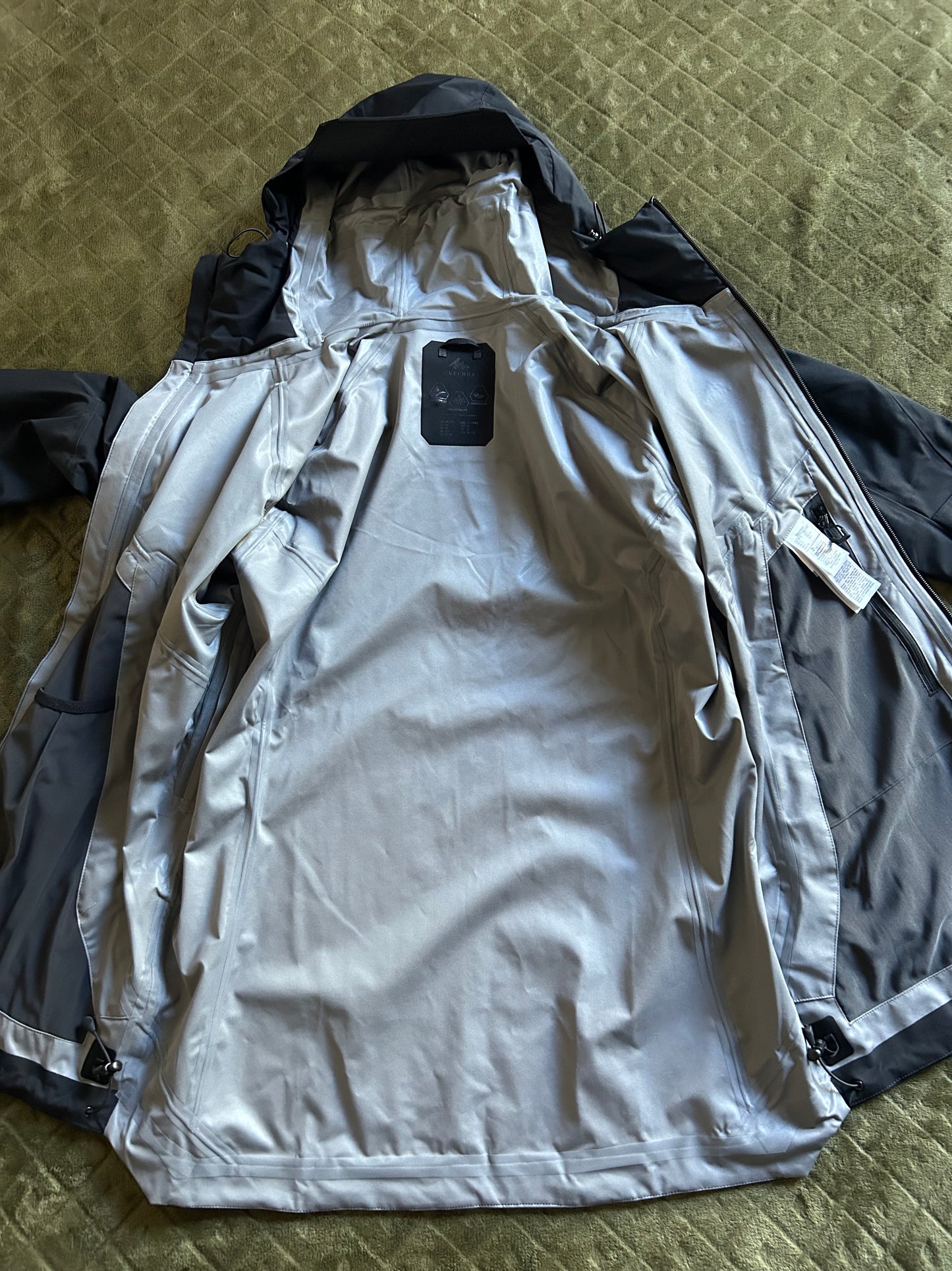 Veste imperméable quechua MH500 d’occasion pour hommes . Taille L/XL