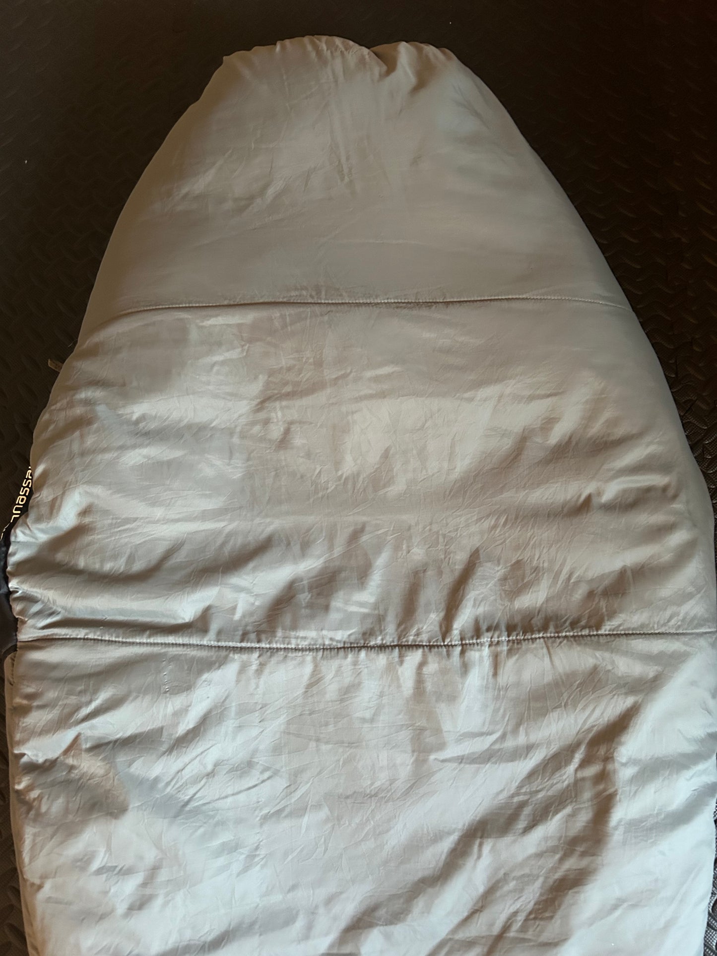 Sac de couchage quechua d’occasion -5 degres bionnassay. Taille L.