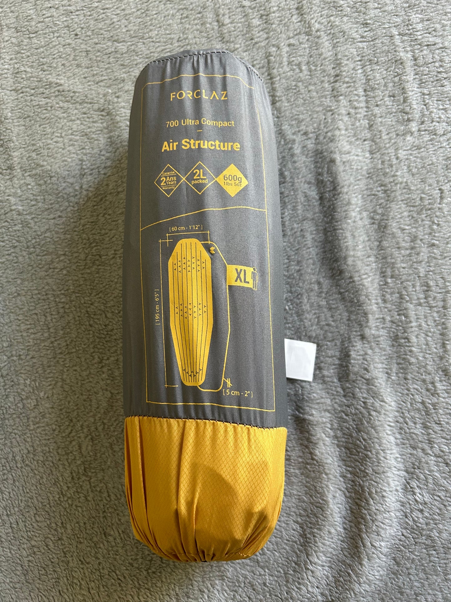 Location matelas gonflable forclaz taille XL. ( 10 euros / week-end )