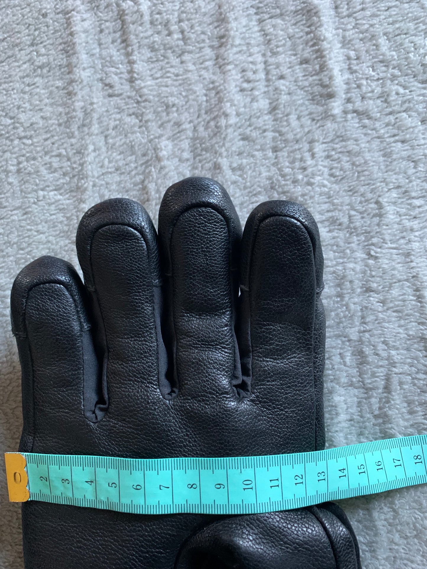 Gants de ski Salomon d’occasion. Taille L.