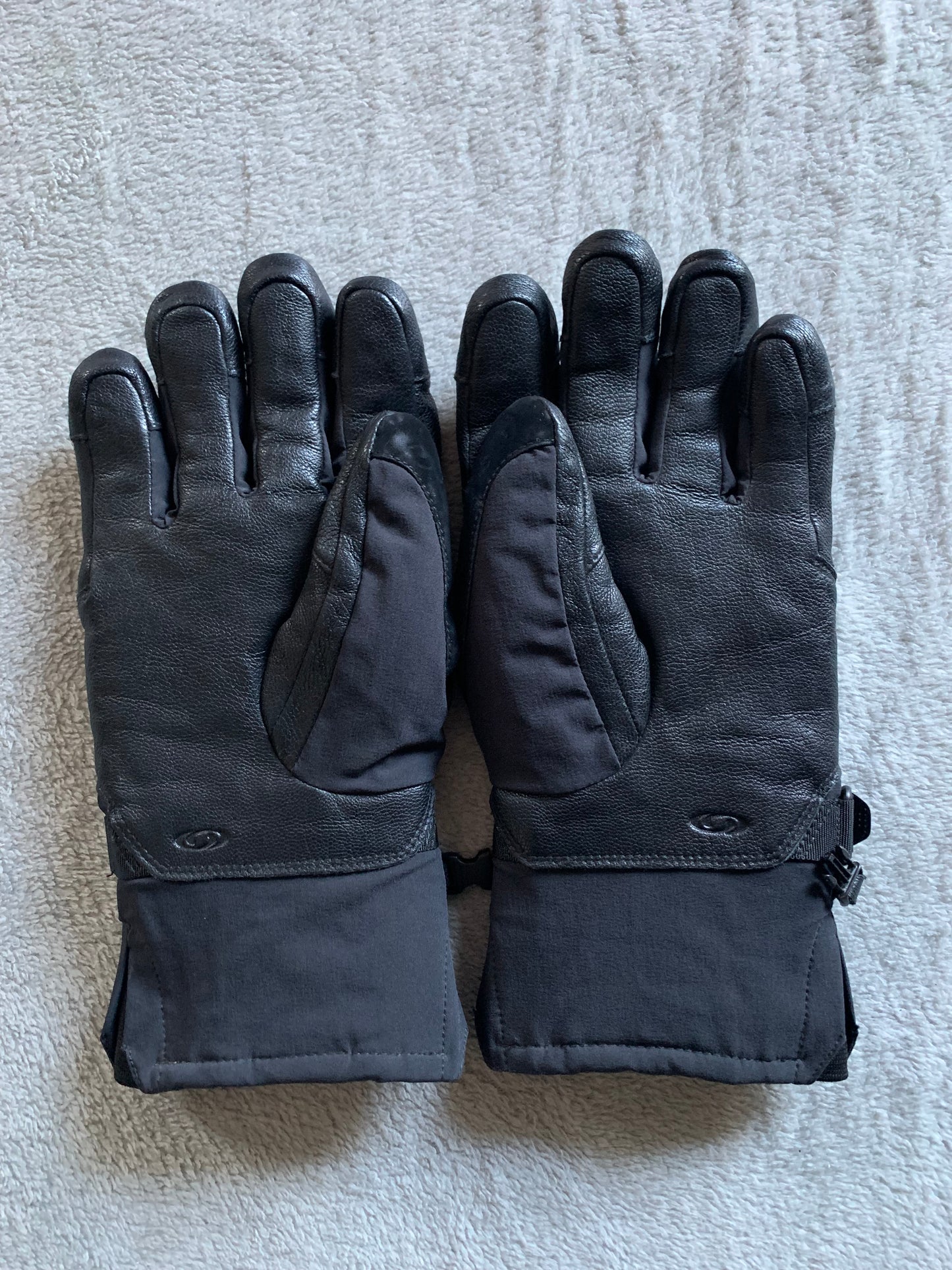 Gants de ski Salomon d’occasion. Taille L.
