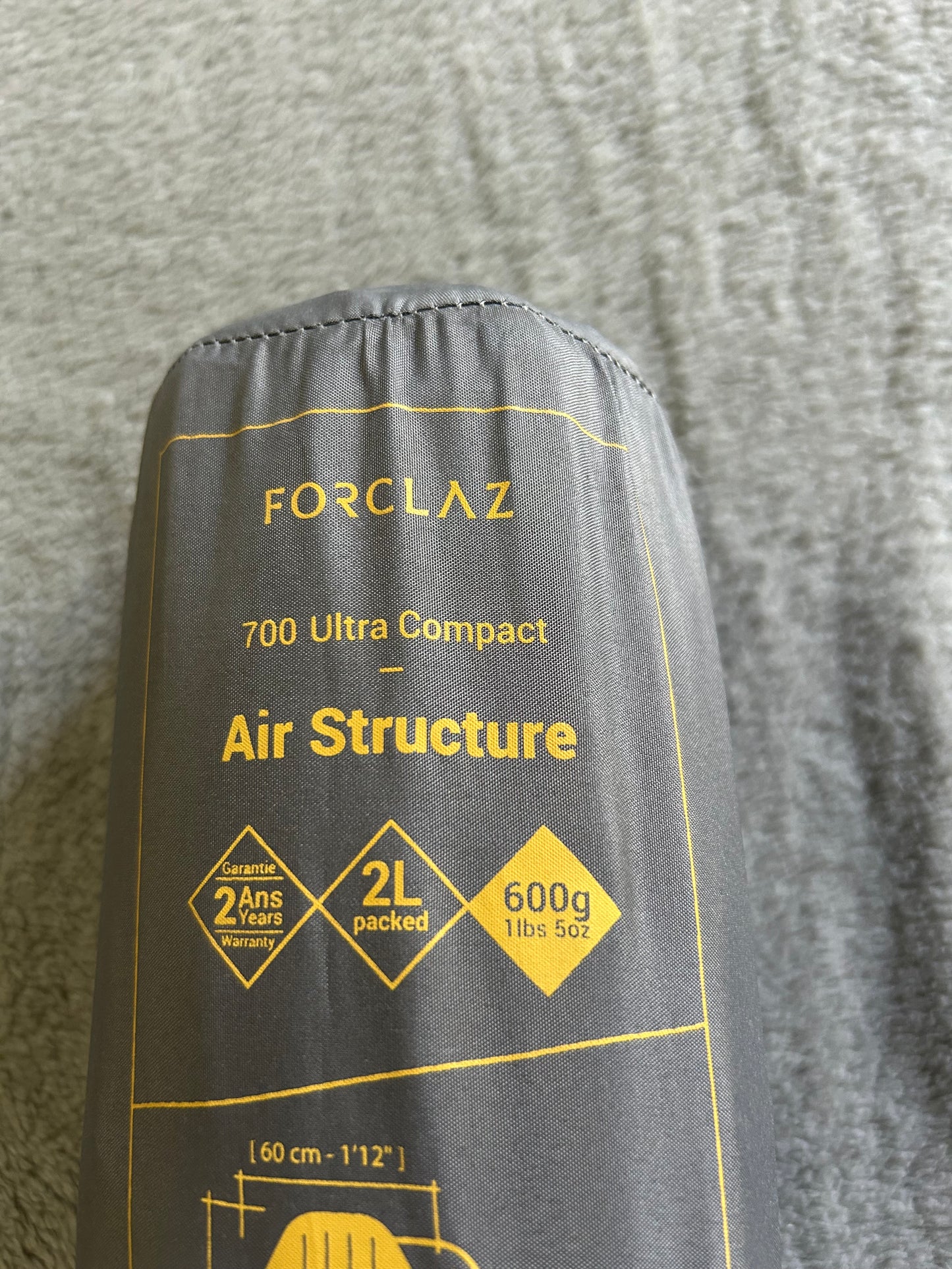 Location matelas gonflable forclaz taille XL. ( 10 euros / week-end )