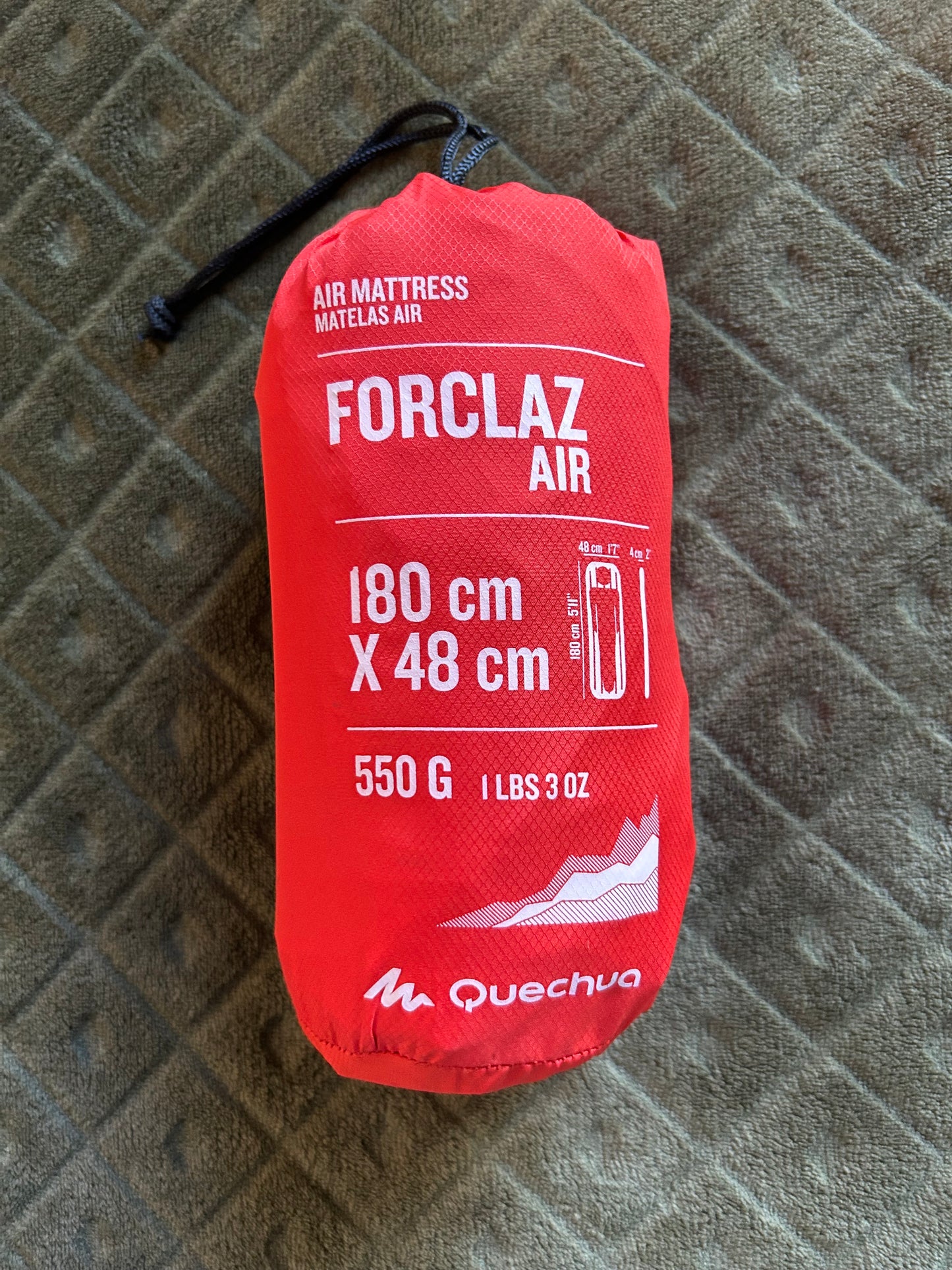 Matelas gonflable forclaz d’occasion. 550 grammes.