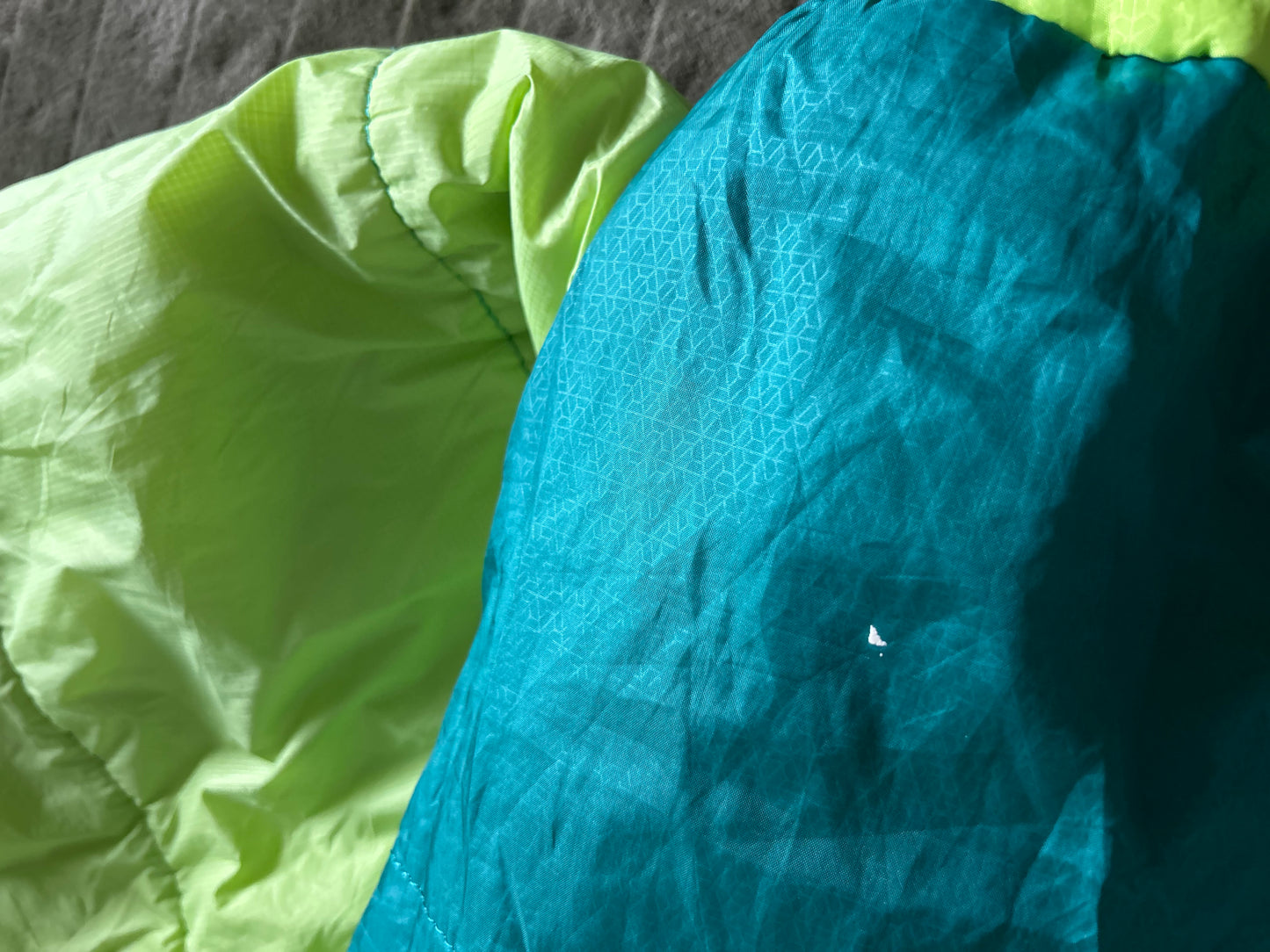 Sac de couchage forclaz d’occasion. 5 degrés. 160 cm.