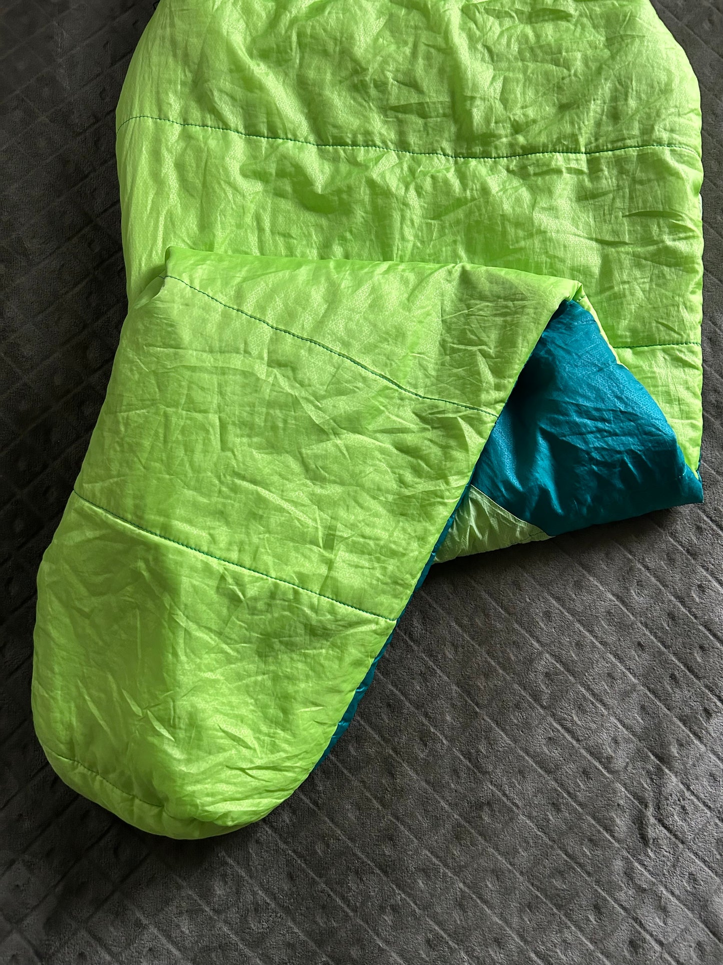 Sac de couchage forclaz d’occasion. 5 degrés. 160 cm.