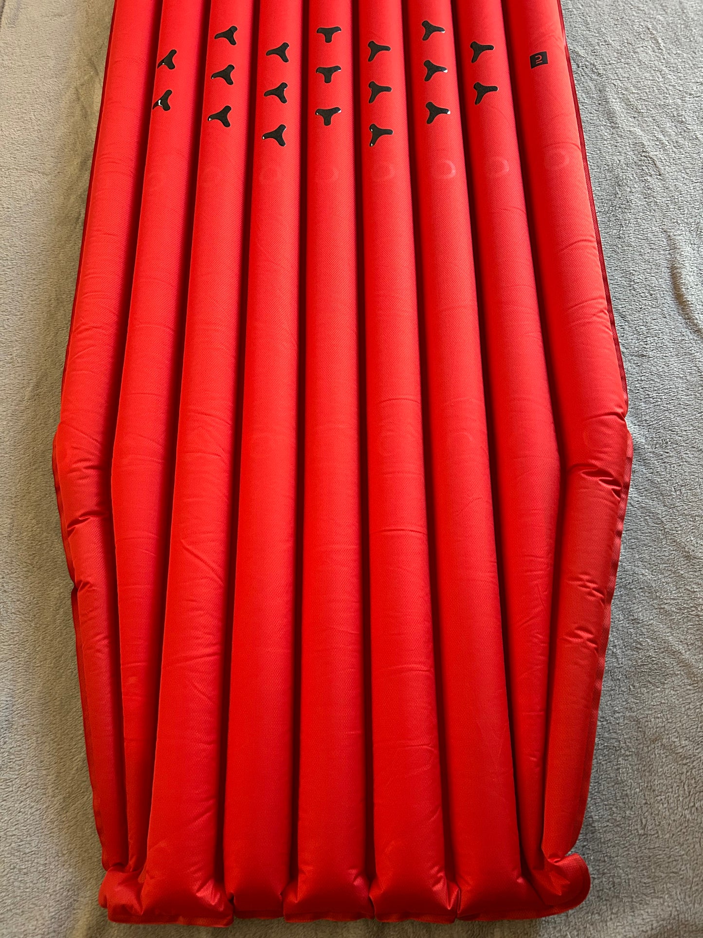 Location matelas gonflable forclaz. Taille XL. R- Value 3.3. ( 15 euros / week-end).