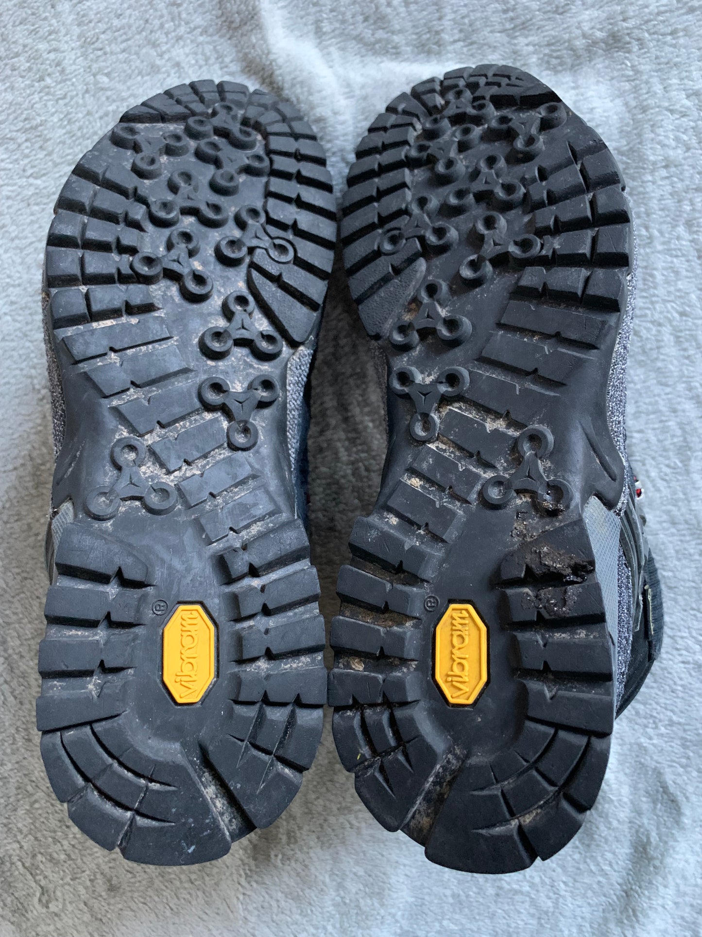 Chaussures de randonnée salewa gore tex d’occasion pour femmes. Taille 39