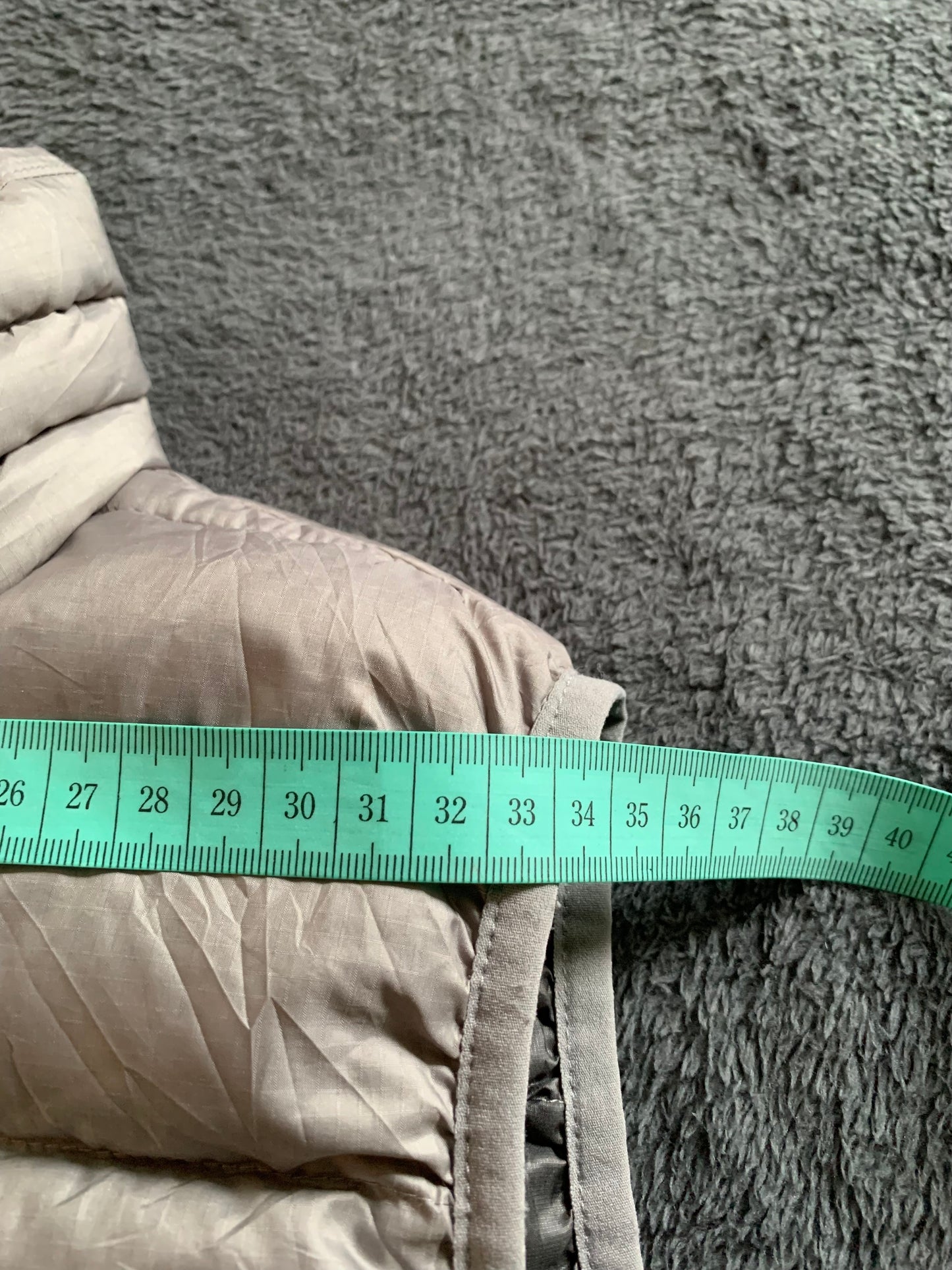 Doudoune sans manches patagonia d’occasion pour femmes. Taille xs.