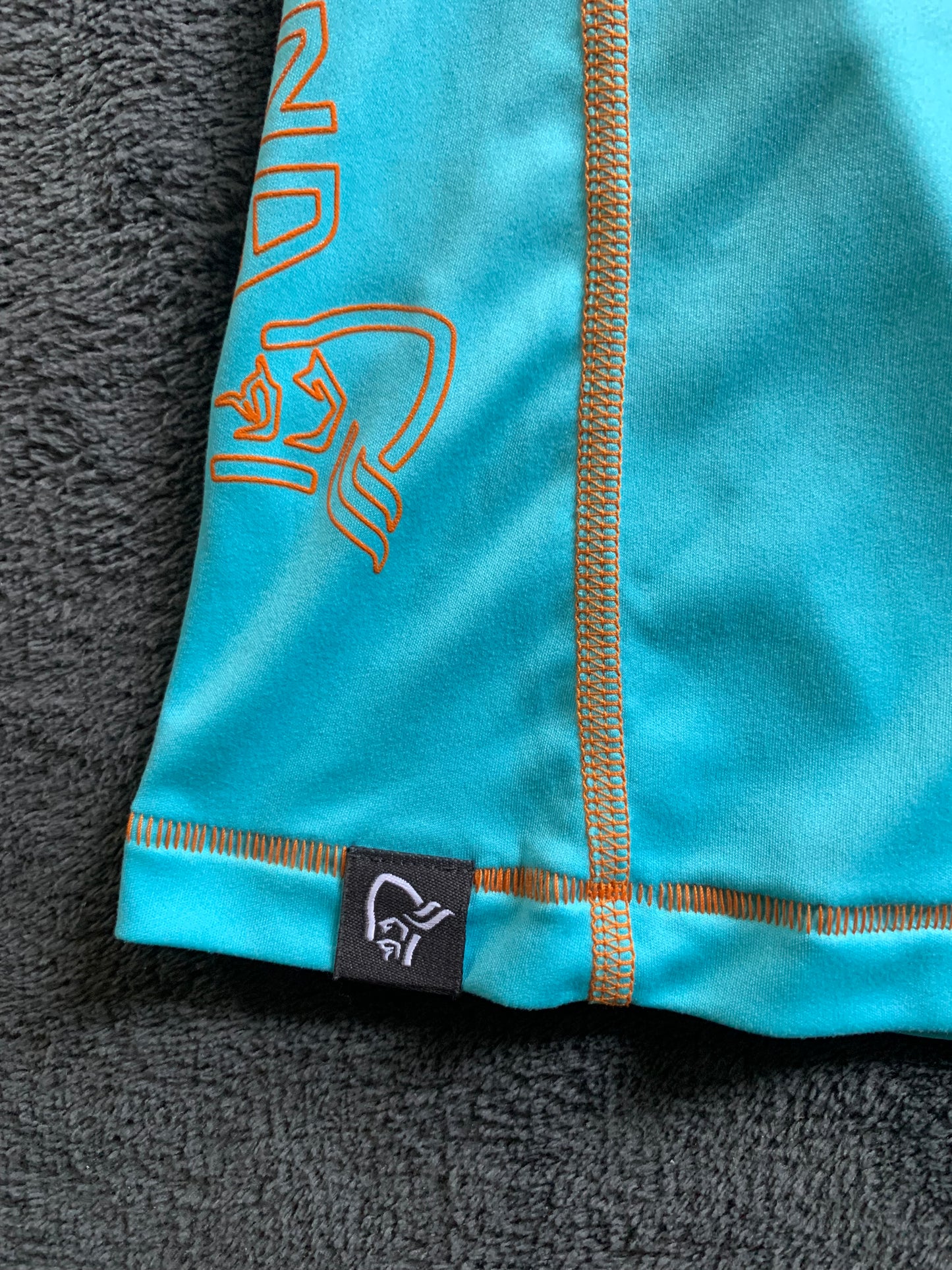Débardeur Norrona d’occasion pour femmes. Taille XS/S.