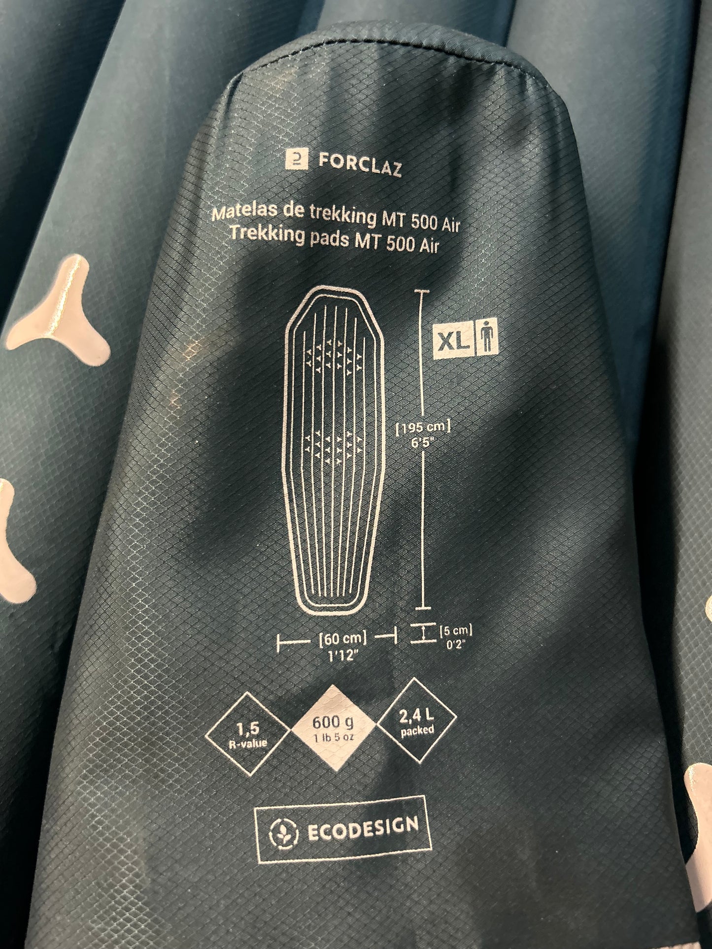 Location matelas gonflable forclaz. Taille XL. 9 euros / week-end et 15 euros la semaine.