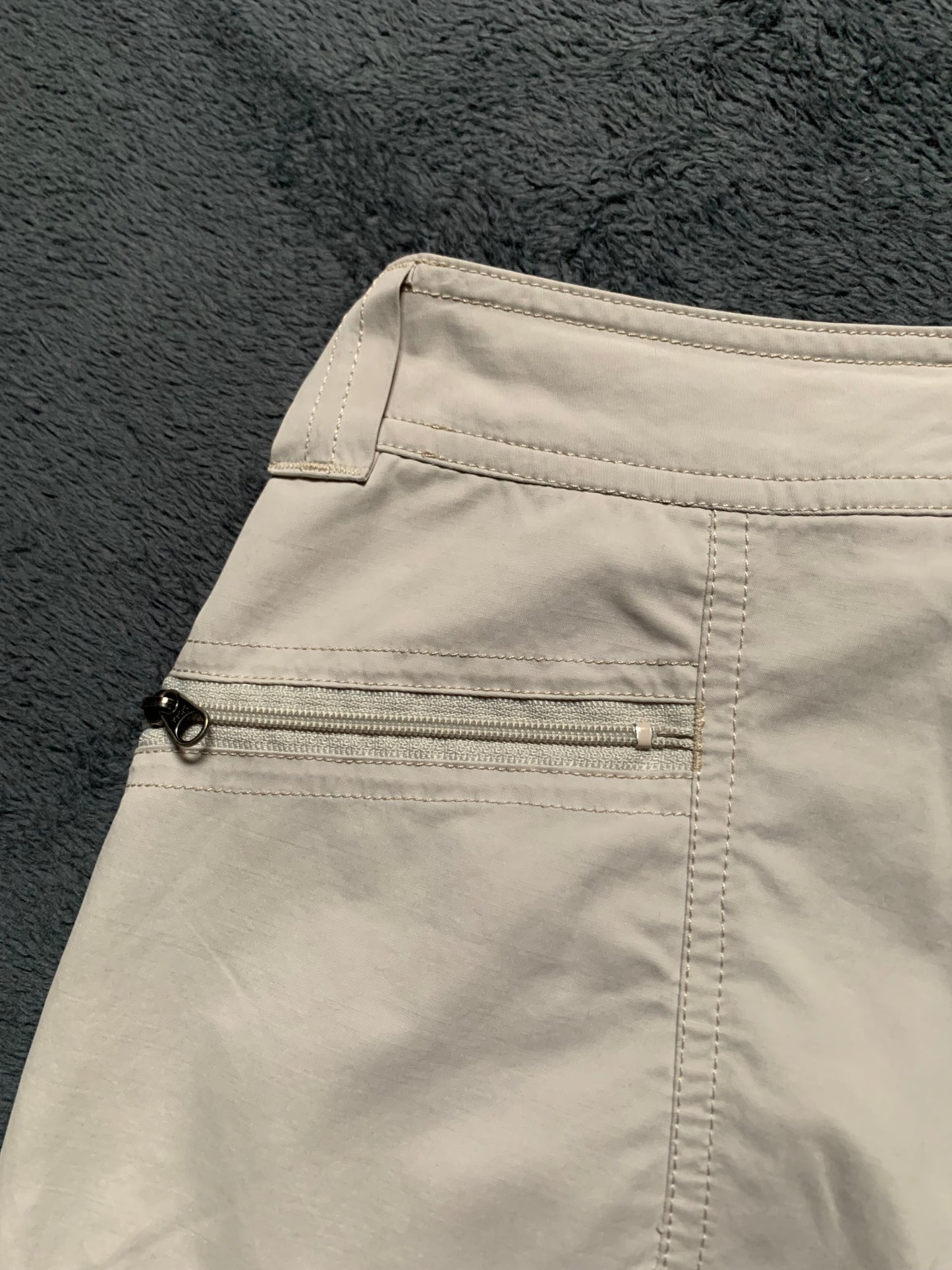 Pantalon de randonnée Columbia d’occasion pour femmes. Taille S.