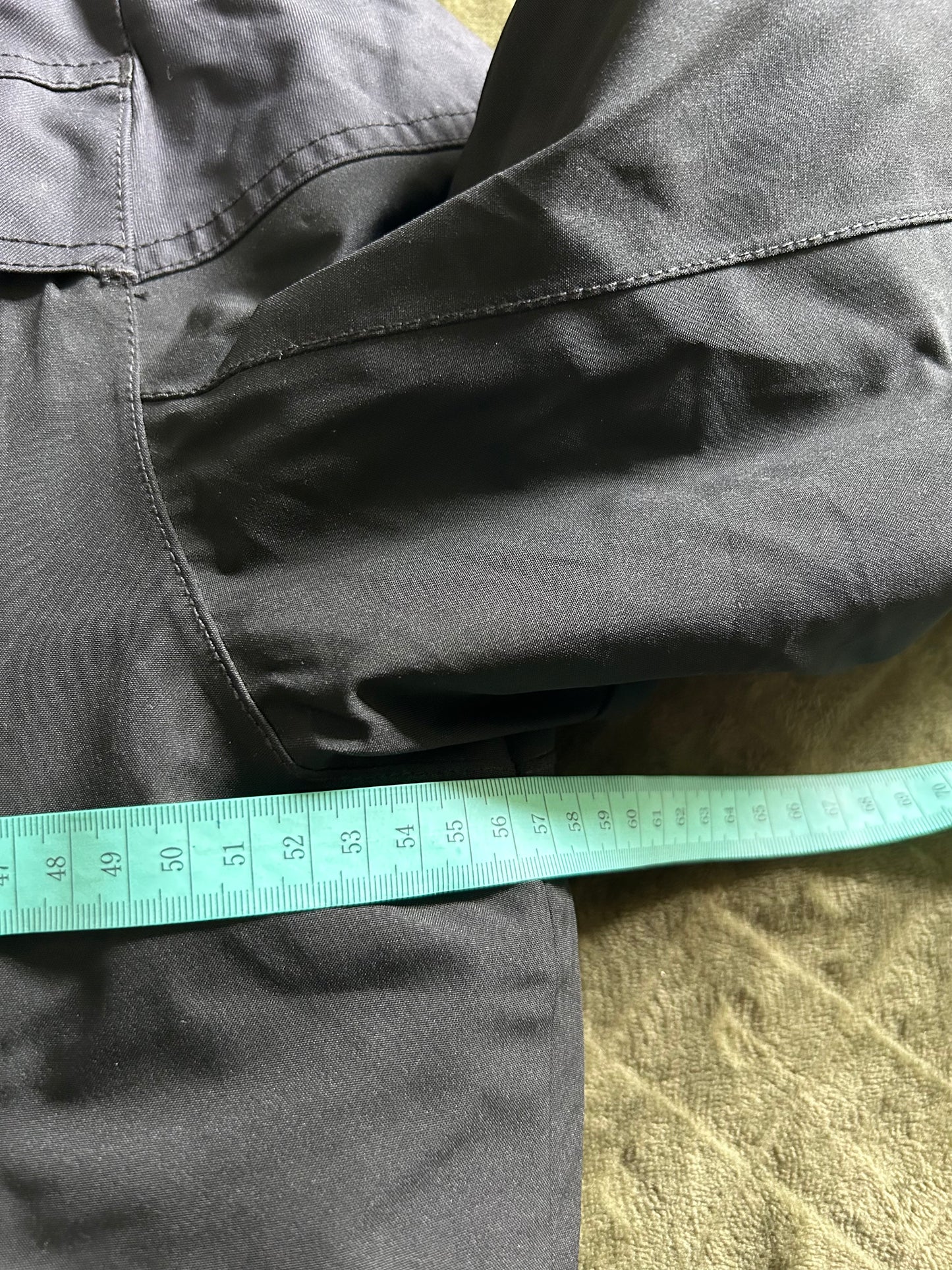 Parka quechua grand froid d’occasion pour hommes. Taille S