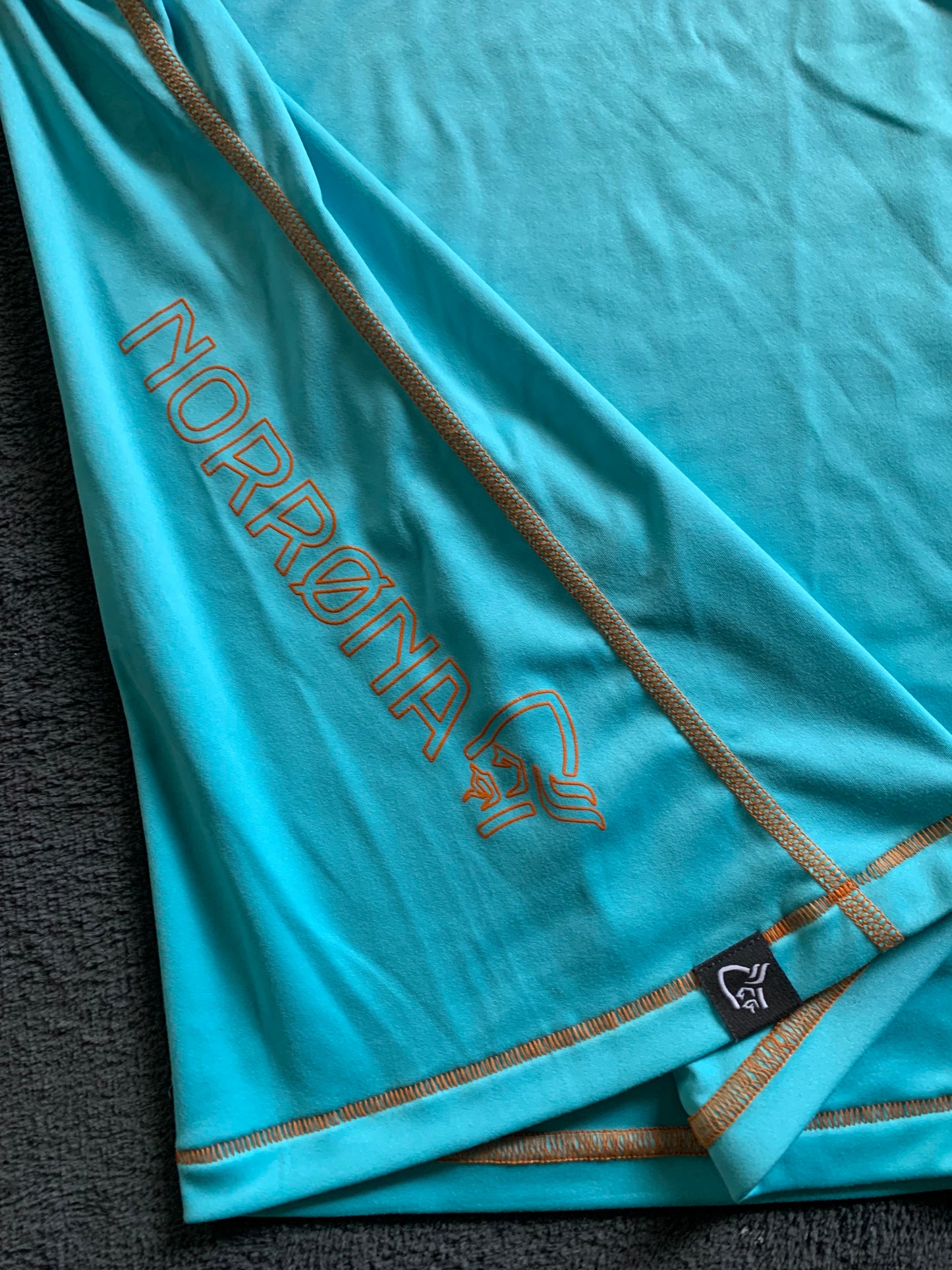 Débardeur Norrona d’occasion pour femmes. Taille XS/S.