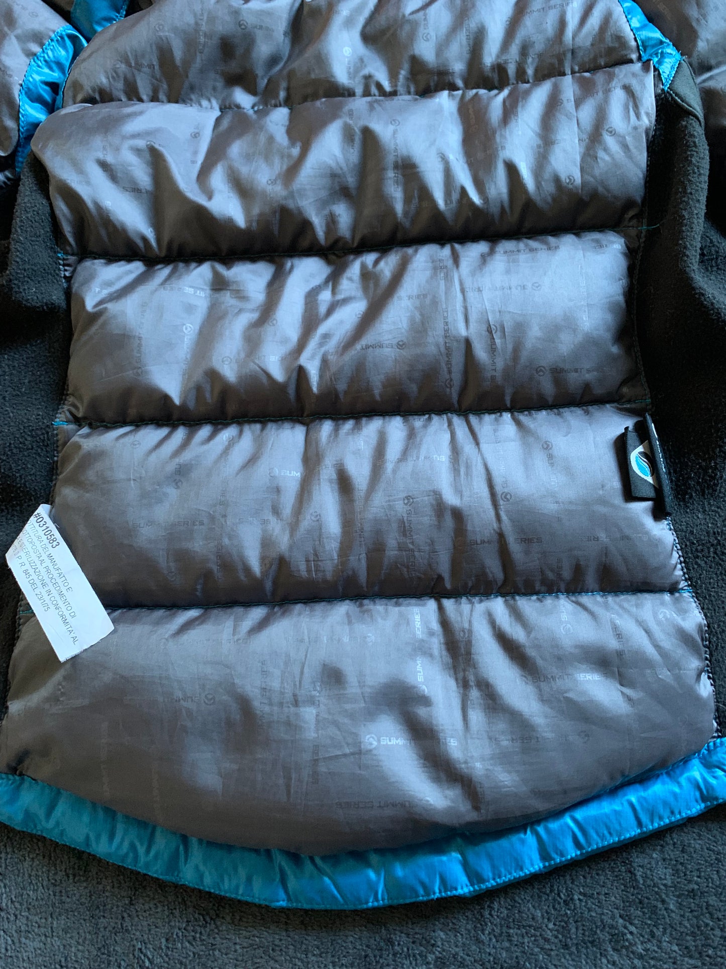 Doudoune sans manches the north face d’occasion pour femmes. Taille XS.