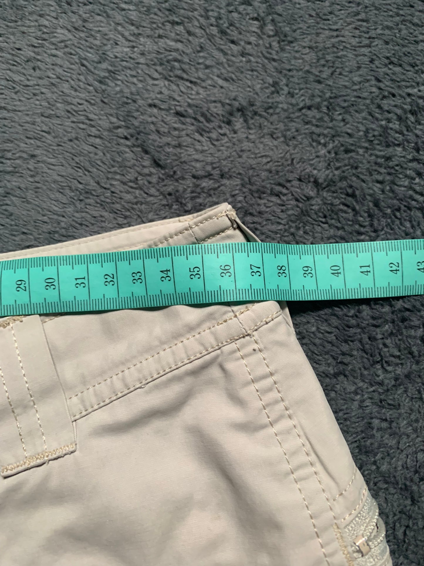 Pantalon de randonnée Columbia d’occasion pour femmes. Taille S.