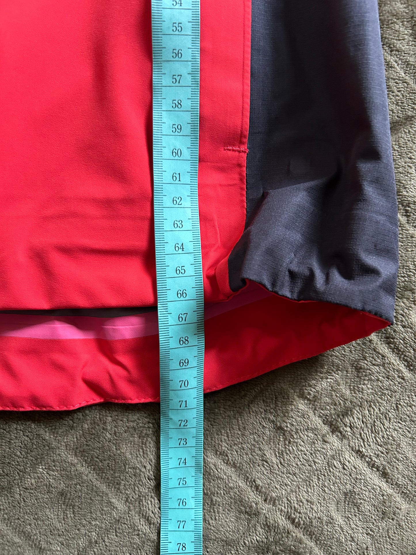 Veste imperméable quechua MH900 d’occasion pour femmes. Taille S