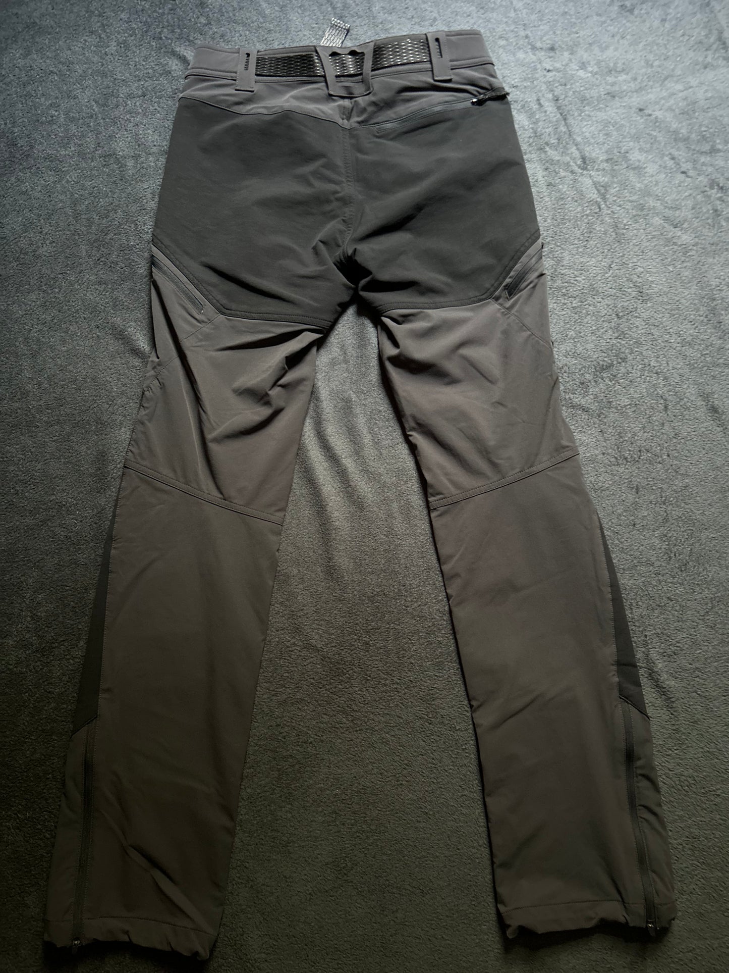 Pantalon forclaz MT900 d’occasion pour hommes. Taille S/M