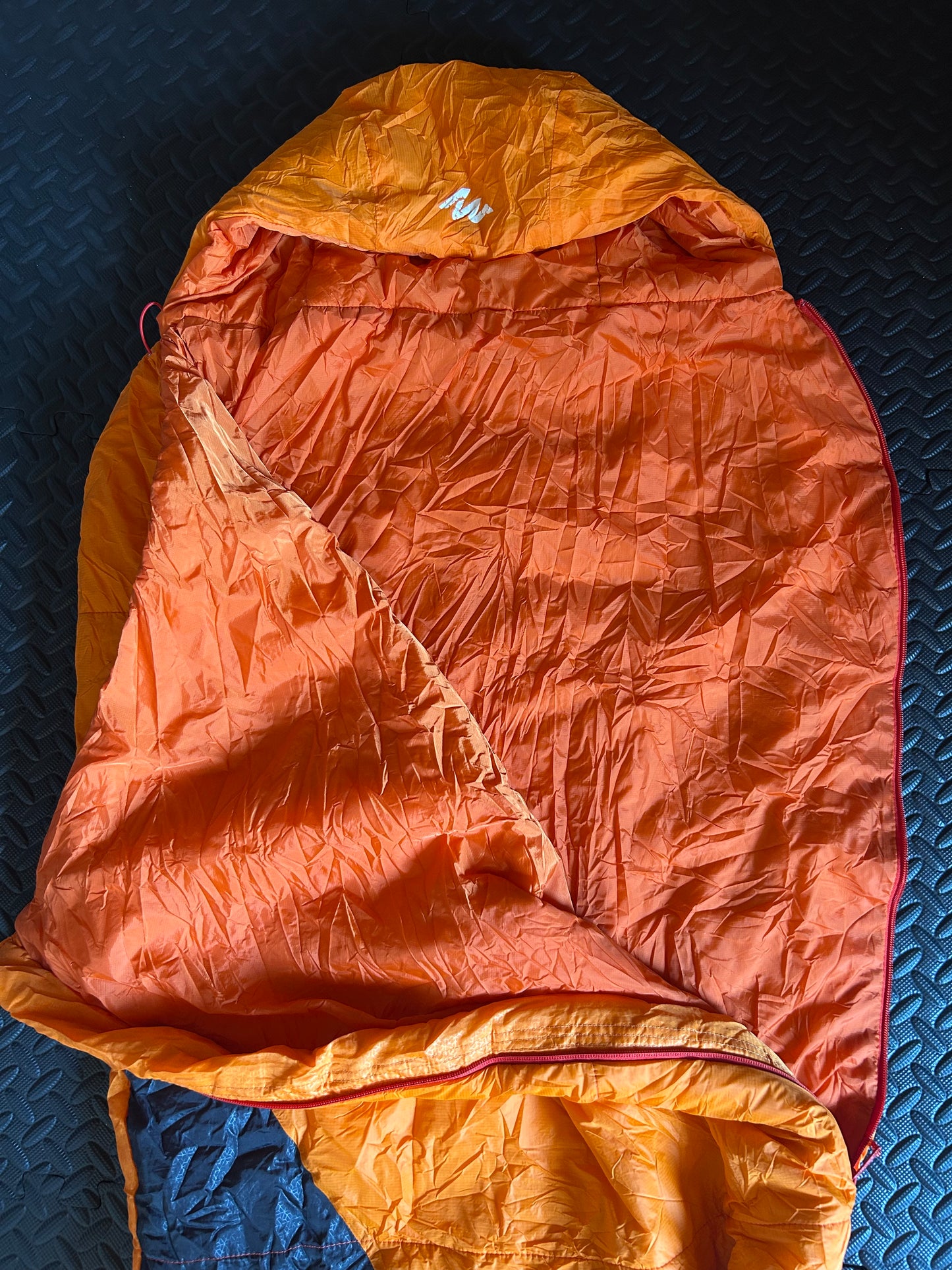 Sac de couchage forclaz 10 degrés light d’occasion. Taille M