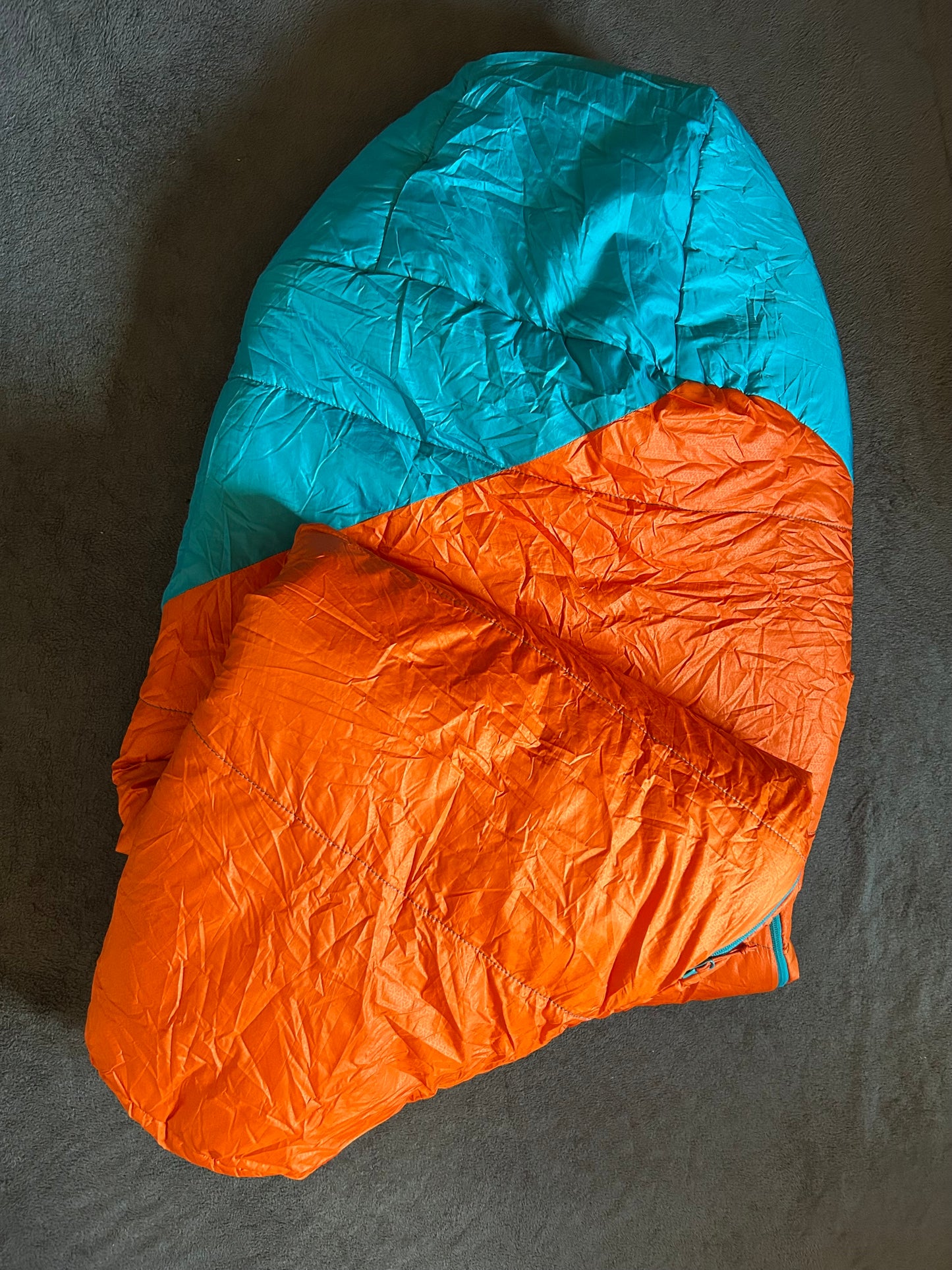 Sac de couchage forclaz d’occasion 0/5 degrés ultralight. Taille 140 cm