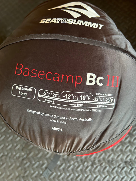 Sac de couchage Sea to summit d’occasion Basecamp BC 3. Taille Long.