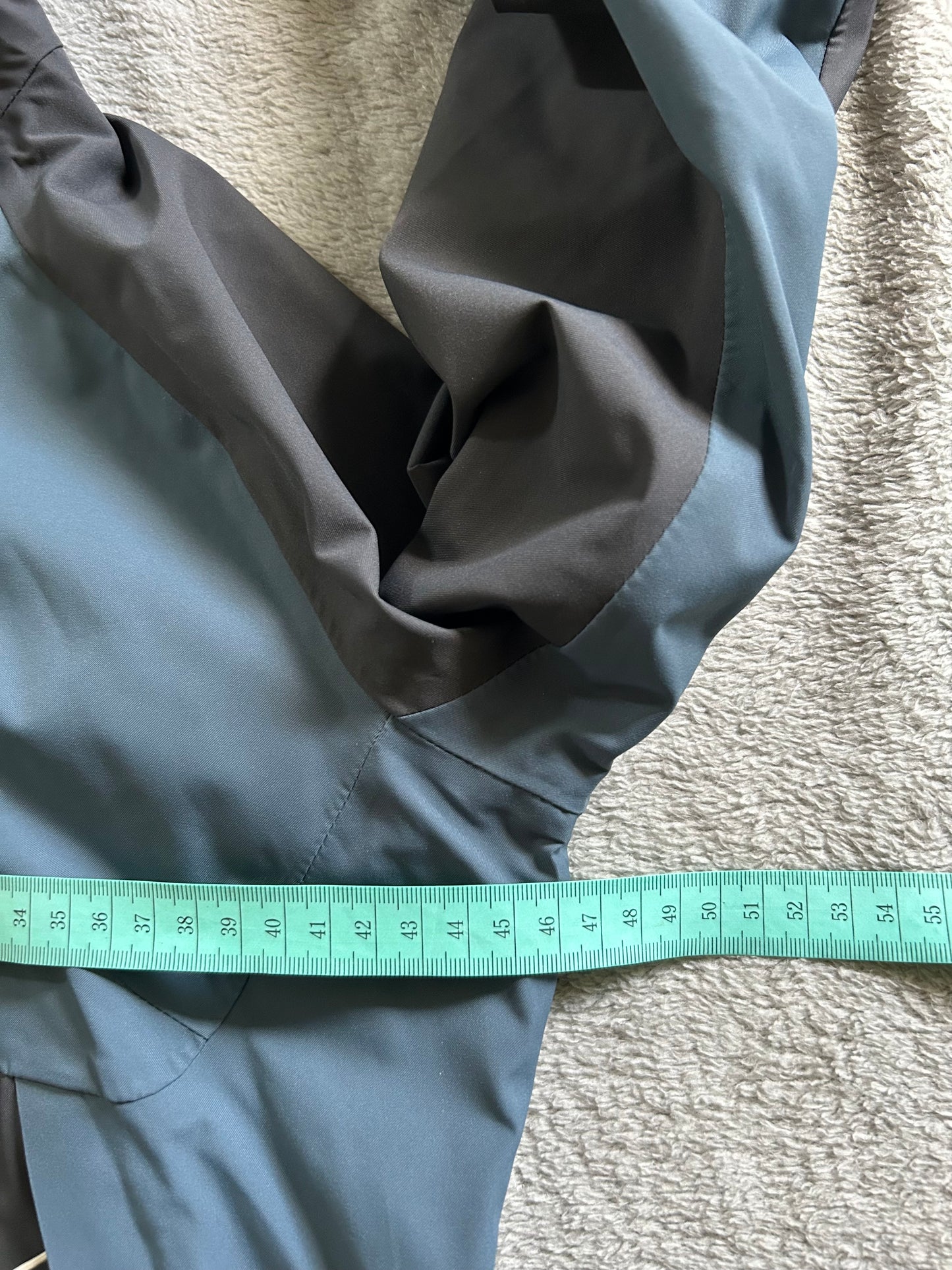 Veste imperméable quechua d’occasion pour femmes. Taille S