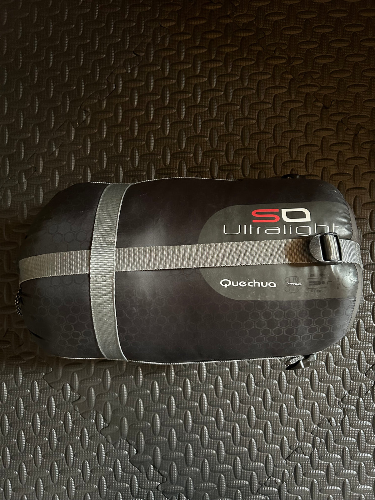 Sac de couchage forclaz d’occasion 0 degrés ultralight. Taille L
