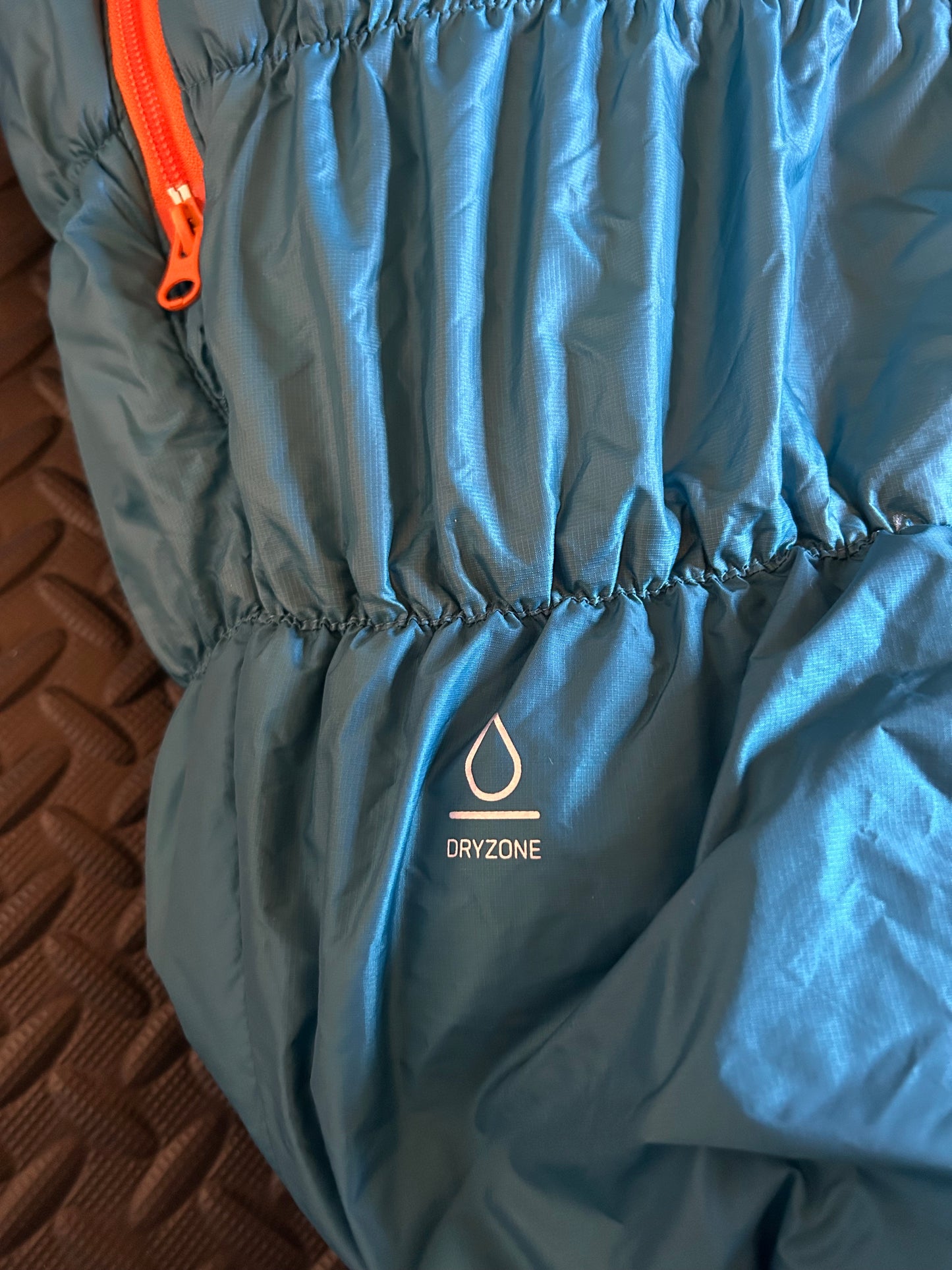 Sac de couchage Deuter d’occasion Exosphere -10 degrés. Taille M