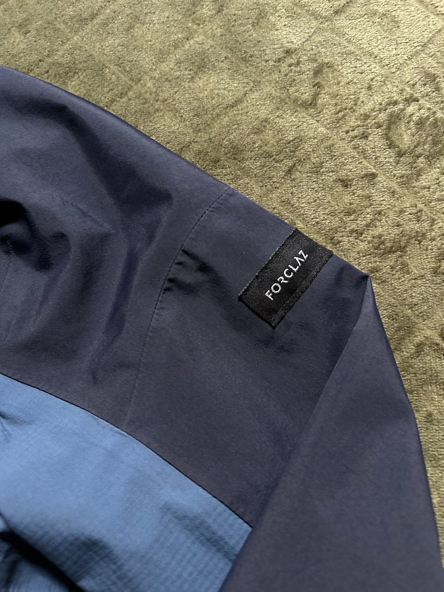 Veste imperméable forclaz MT500 d’occasion pour femmes. Taille M