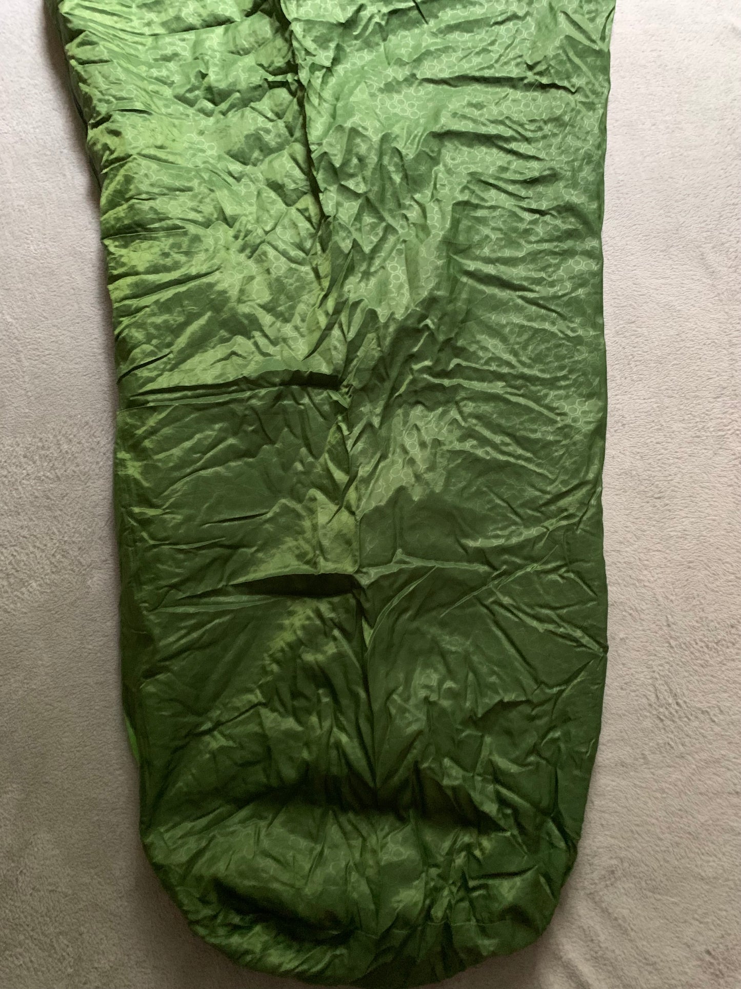 Sac de couchage quechua d’occasion 15 degrés. Taille XL