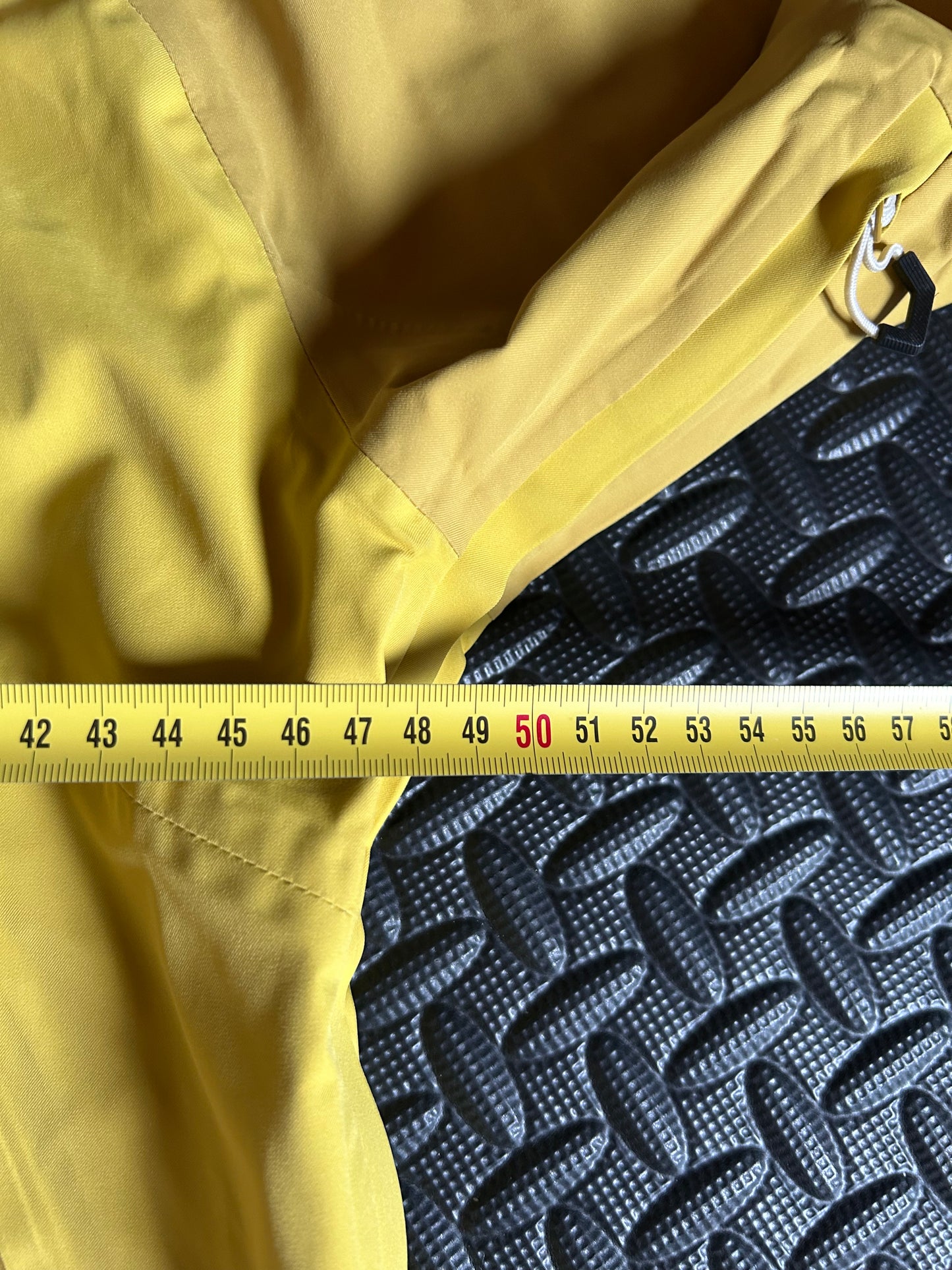 Veste imperméable quechua MH500 d’occasion pour hommes. Taille M