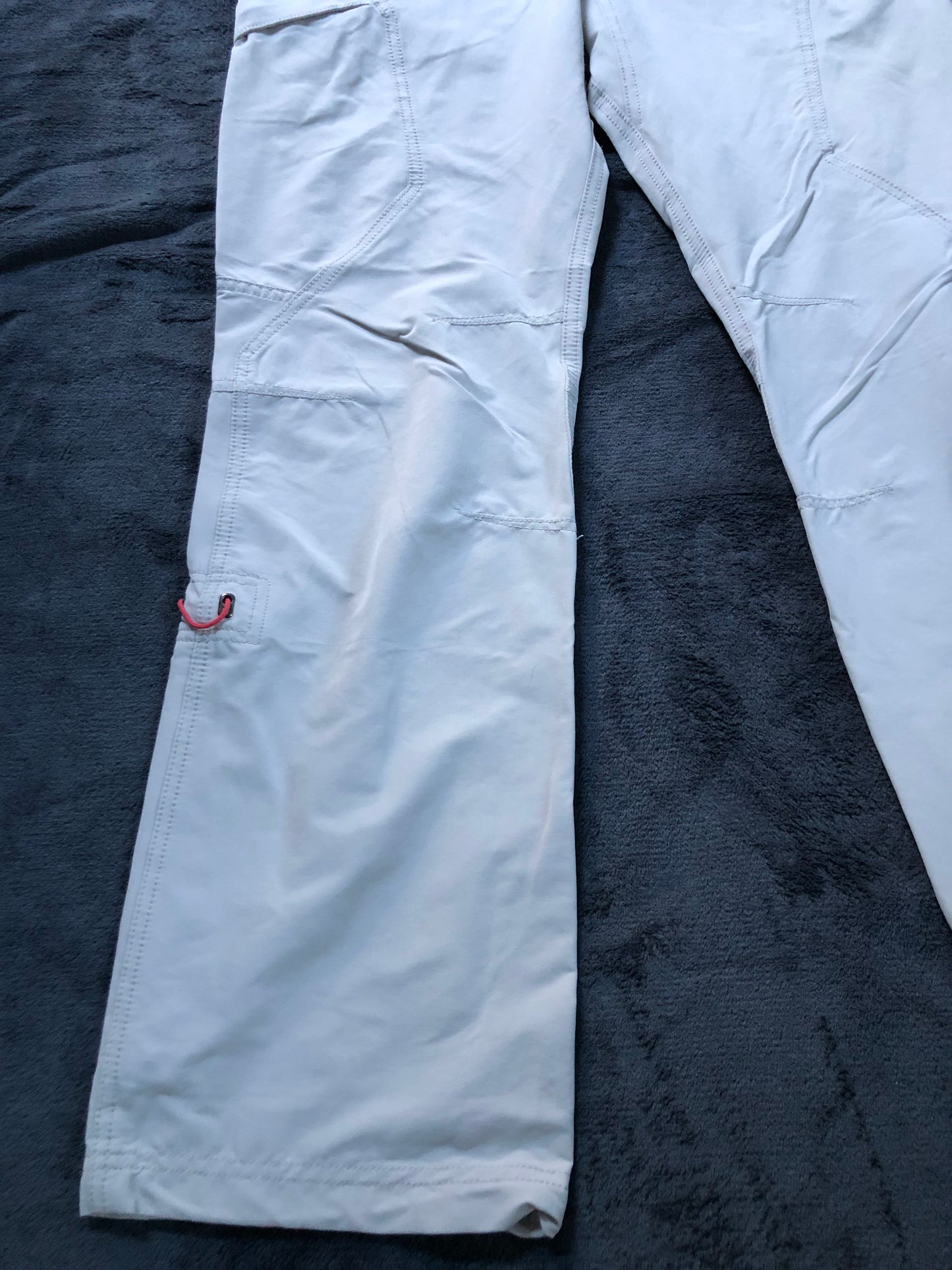 Pantalon de randonnée Berghaus d’occasion pour femmes. Taille M.