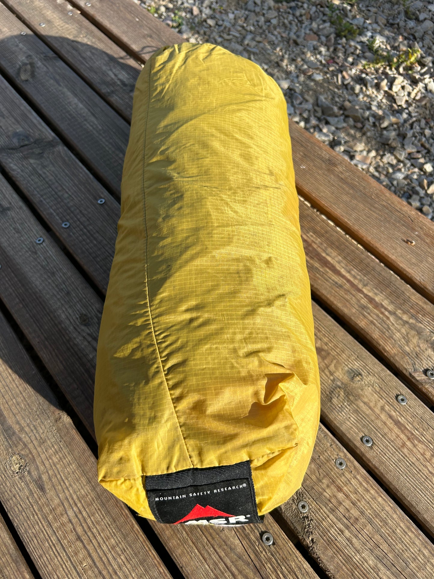 Location tente MSR carbon reflex 2 personnes. 35 euros / week-end et 55 euros / semaine