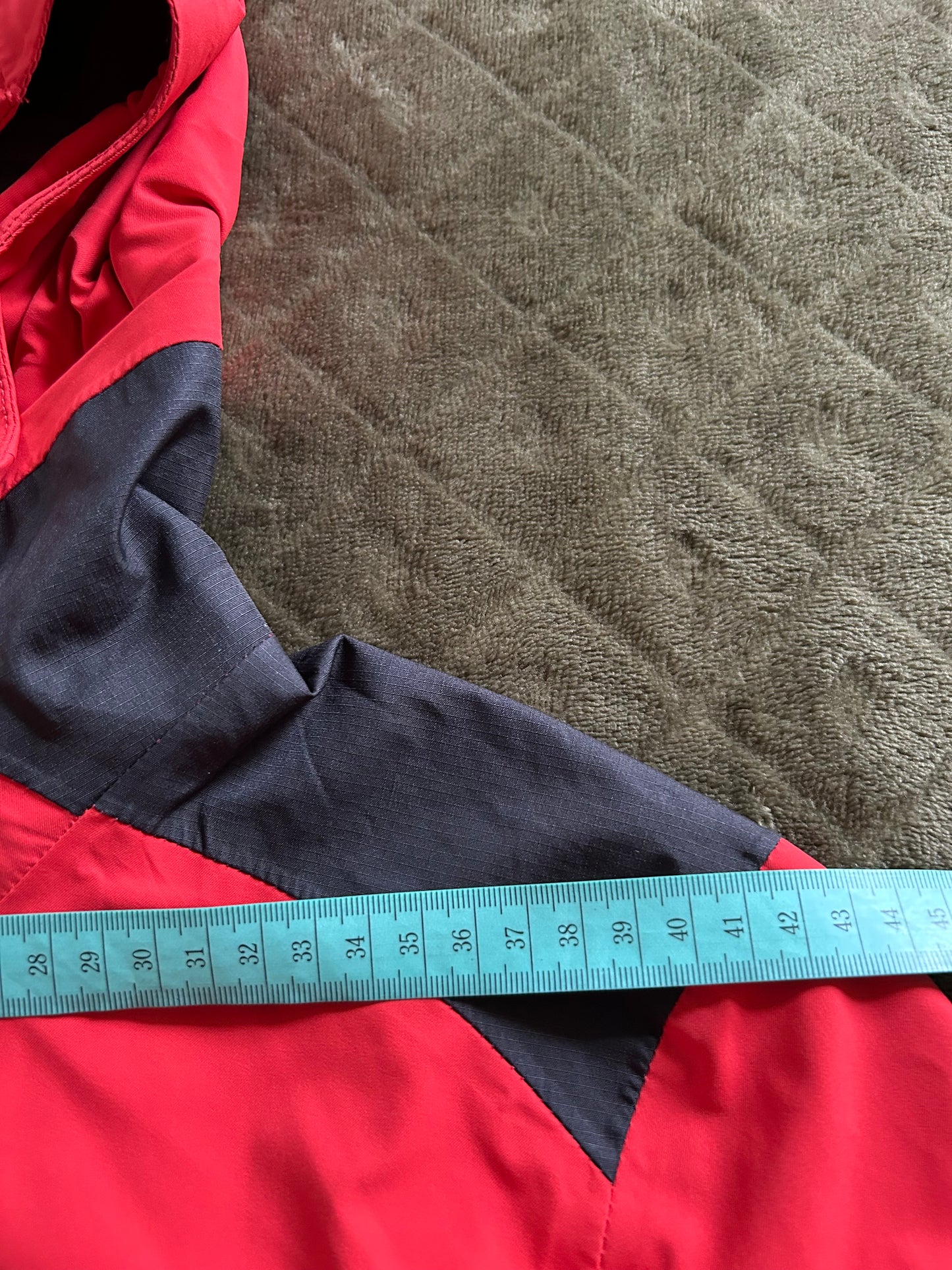 Veste imperméable quechua MH900 d’occasion pour femmes. Taille S