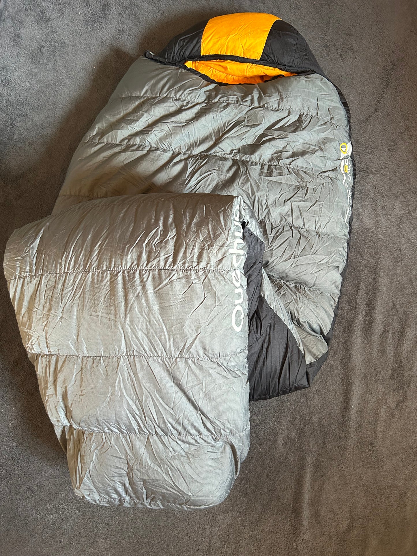 Sac de couchage quechua d’occasion en plumes 0 degrés. Taille M.