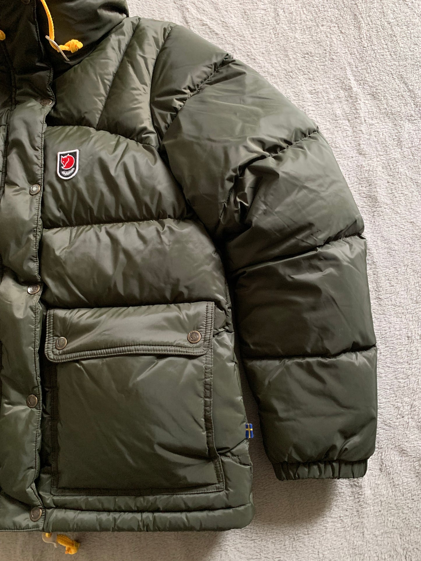 Doudoune Fjallraven expédition d’occasion pour femmes. Taille S.