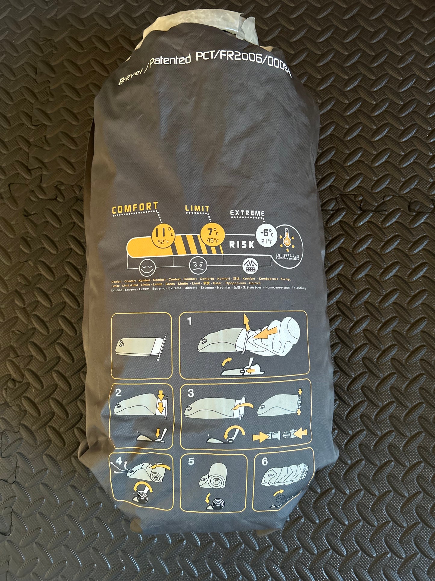 Sac de couchage quechua d’occasion 10 degrés. Taille M