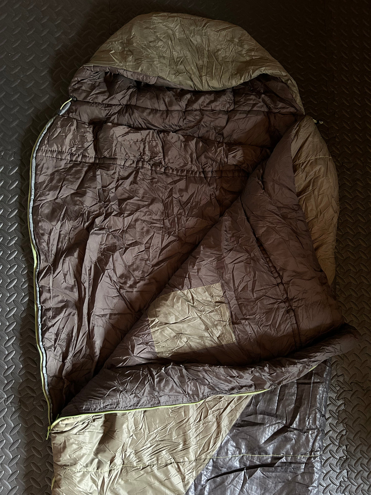 Sac de couchage forclaz d’occasion 0 degrés light. Taille L