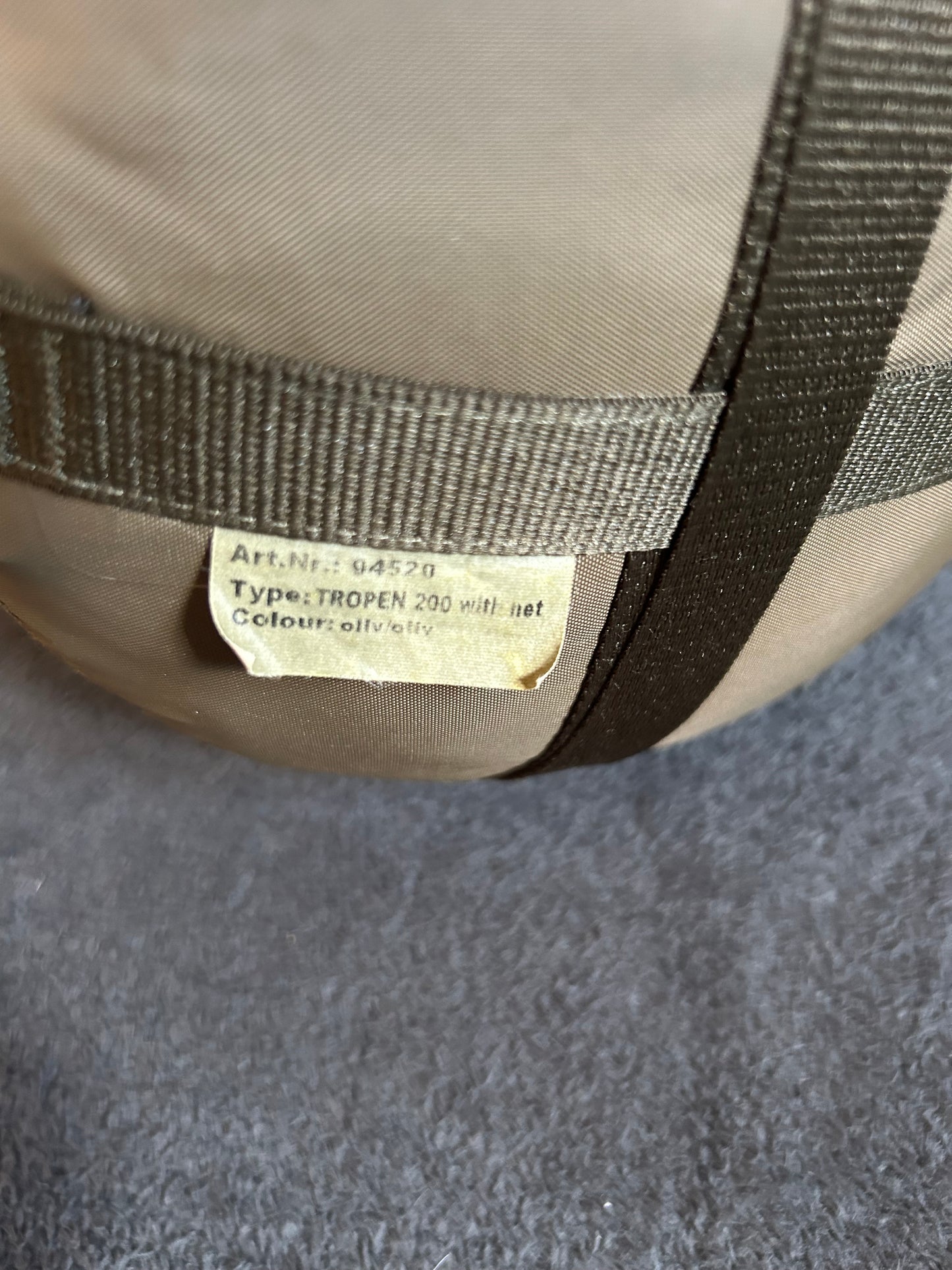 Sac de couchage Carinthia tropen 200 d’occasion. 1300 grammes