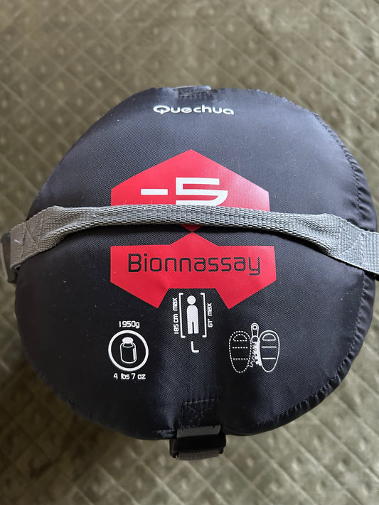 Sac de couchage quechua bionnassay -5 degrés d’occasion. Taille L.