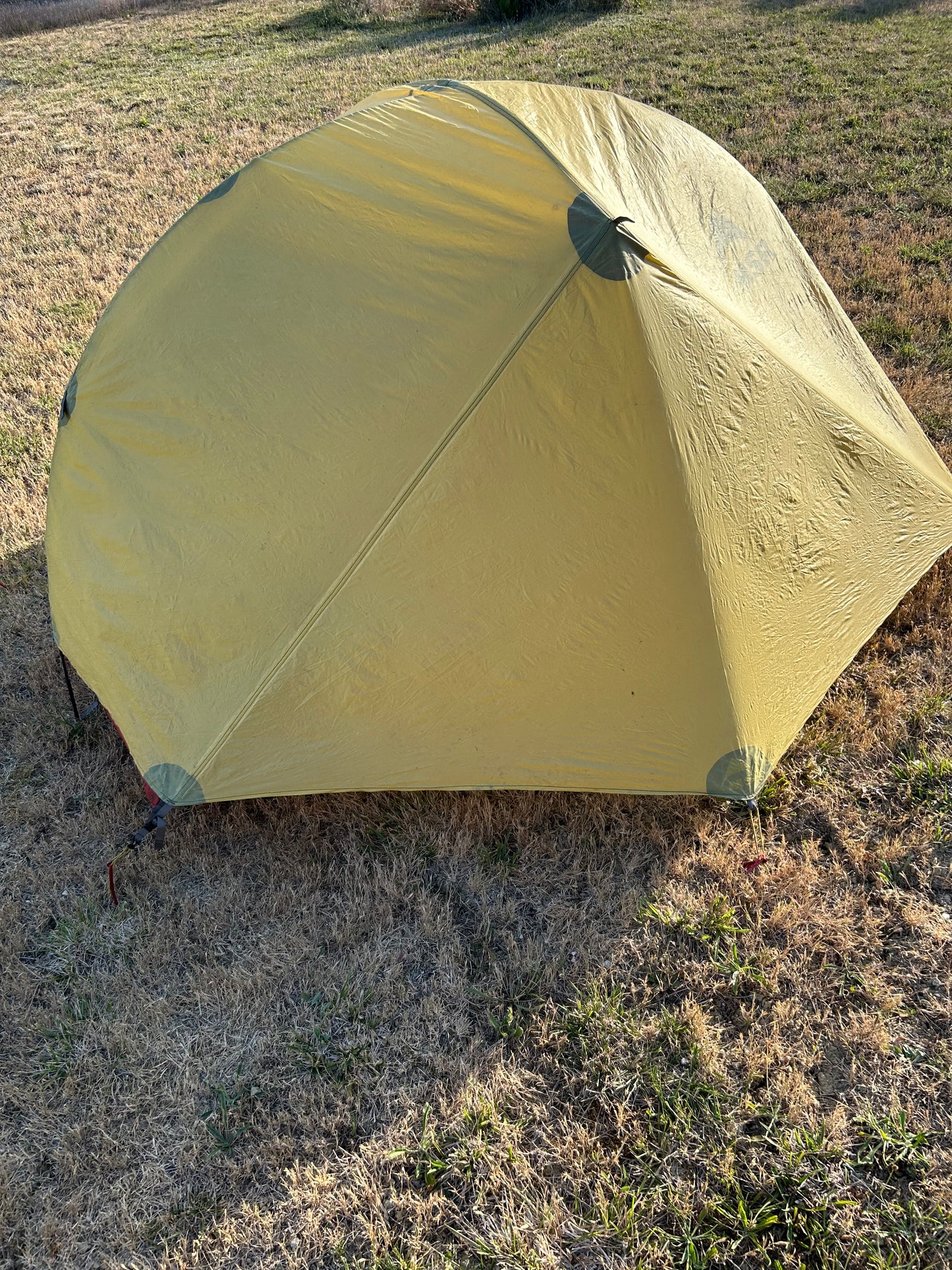 Location tente MSR carbon reflex 2 personnes. 35 euros / week-end et 55 euros / semaine
