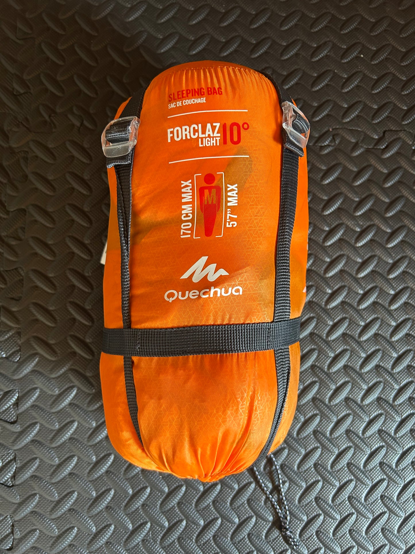 Sac de couchage forclaz 10 degrés light d’occasion. Taille M