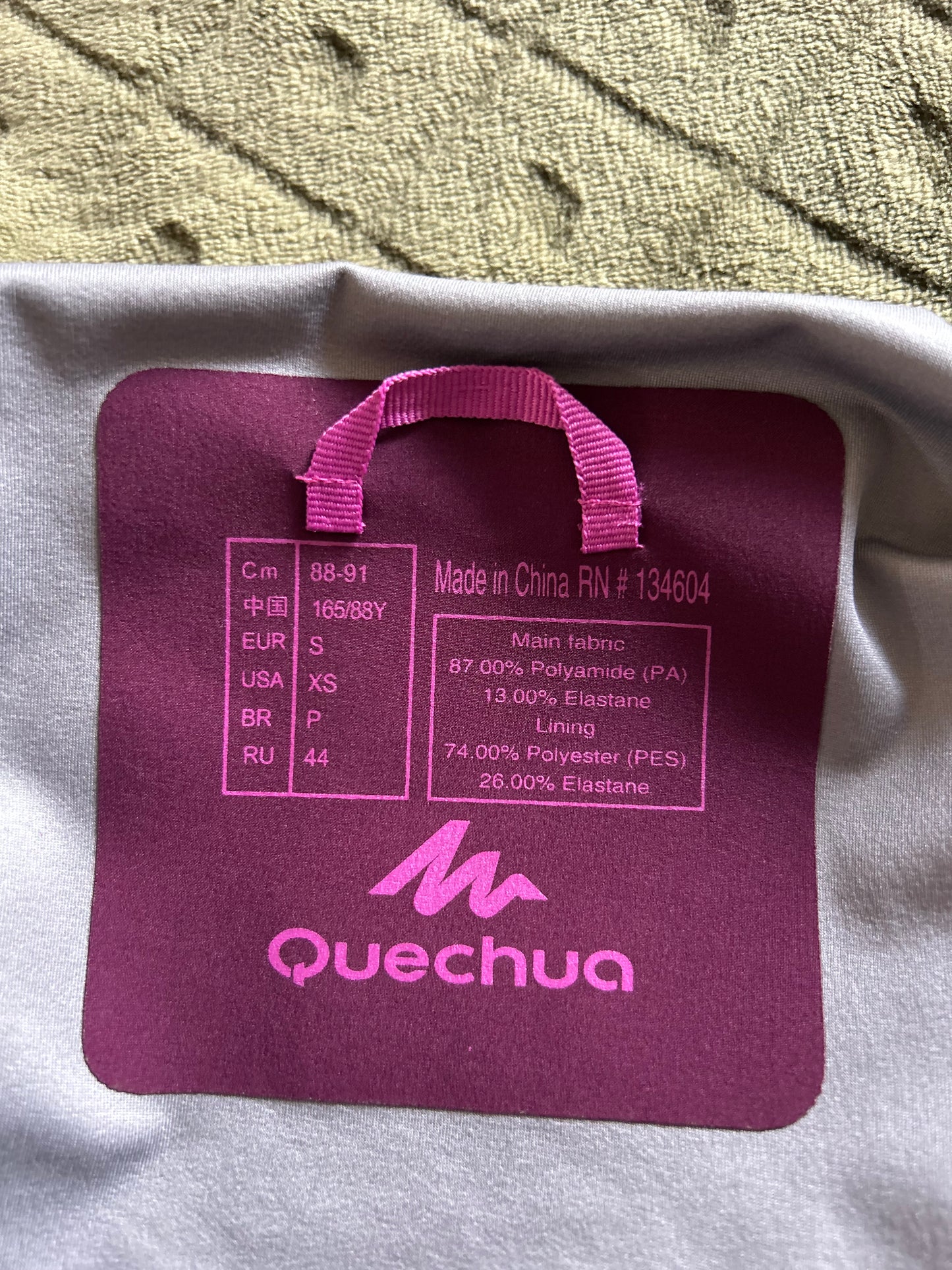 Veste imperméable quechua MH400 d’occasion pour femmes. Taille S