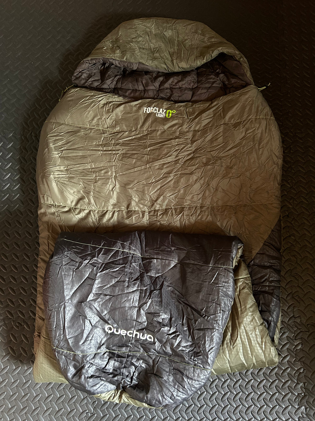 Sac de couchage forclaz d’occasion 0 degrés light. Taille L